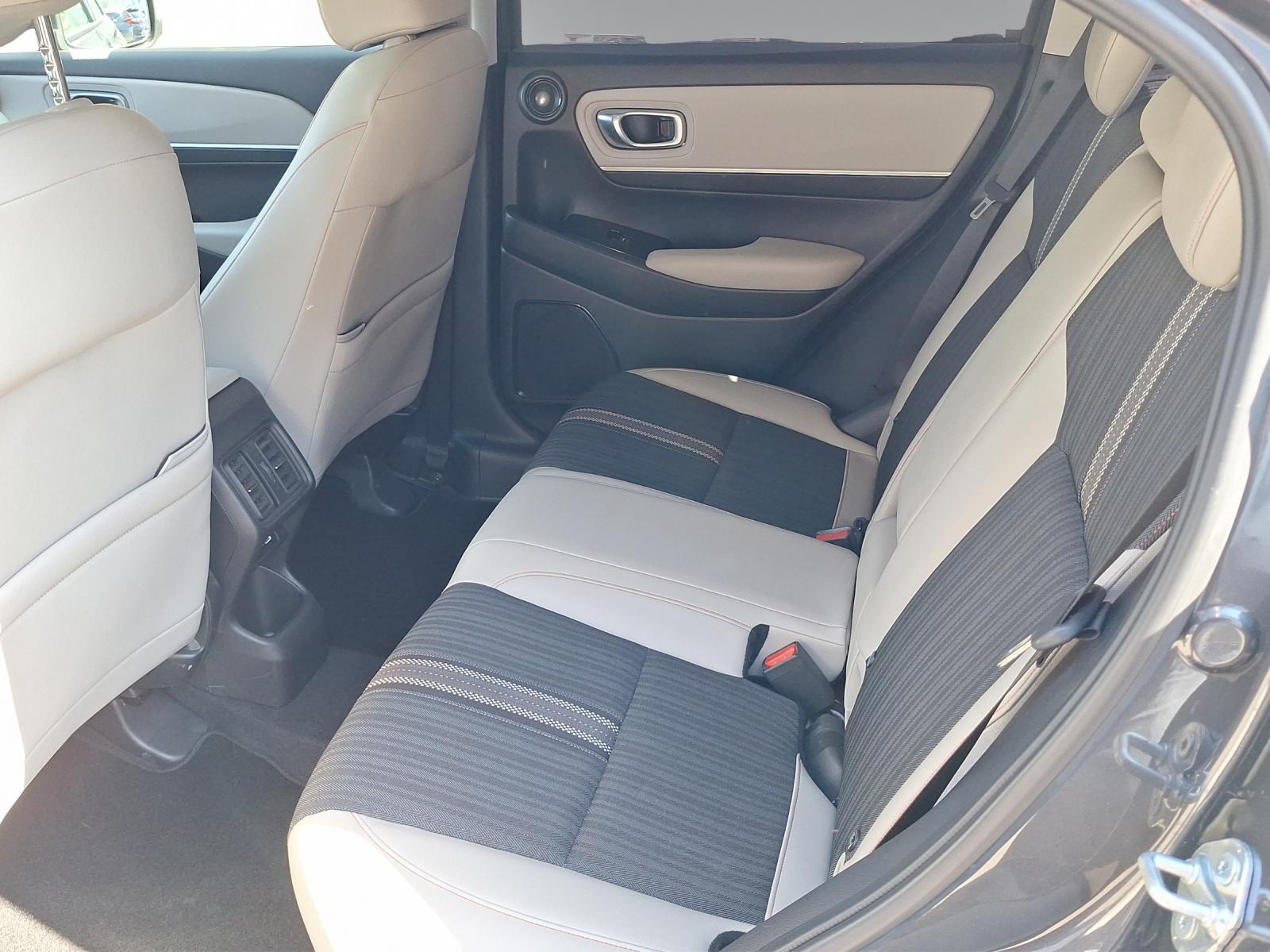 HONDA HR-V 1.5 i-MMD Advance Style-image-12