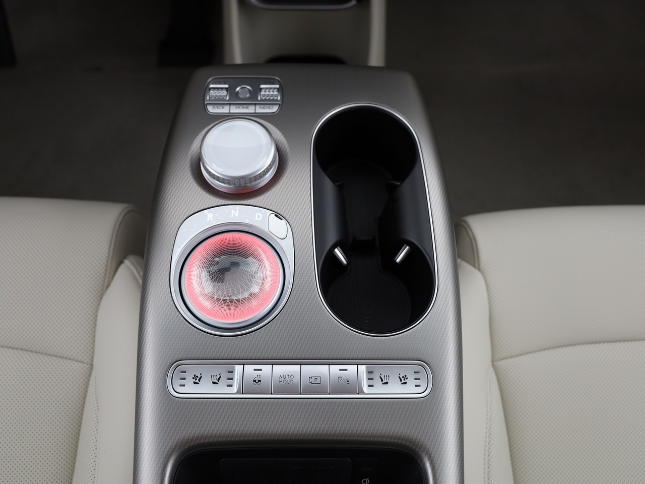GENESIS GV60 77.4 kWh Premium-image-19