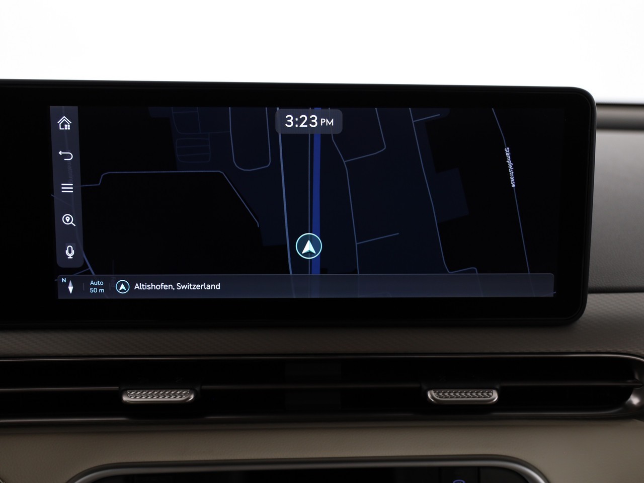 GENESIS GV60 77.4 kWh Premium-image-6