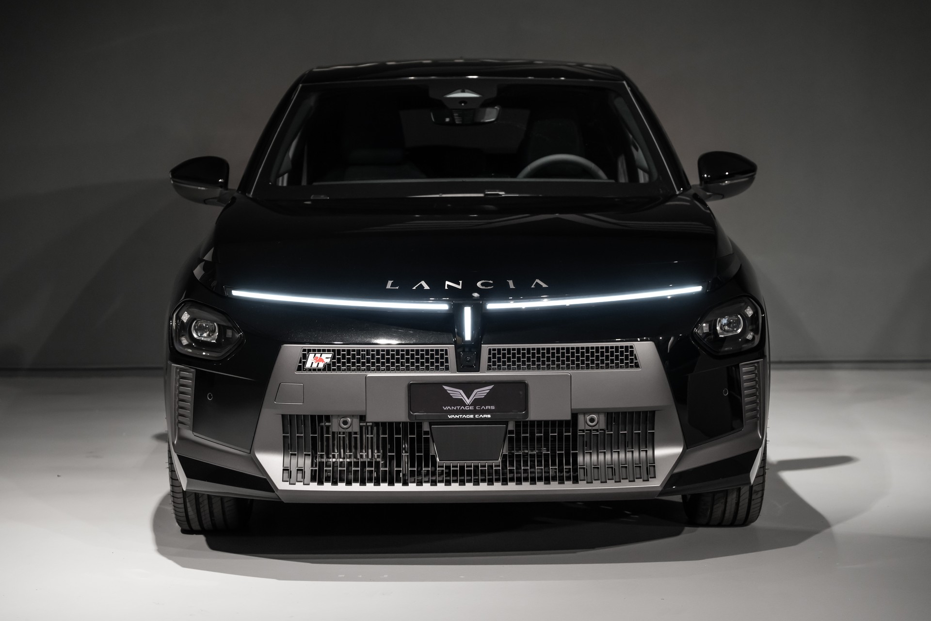 LANCIA Ypsilon 1.2 HF Line-showroom-element-1