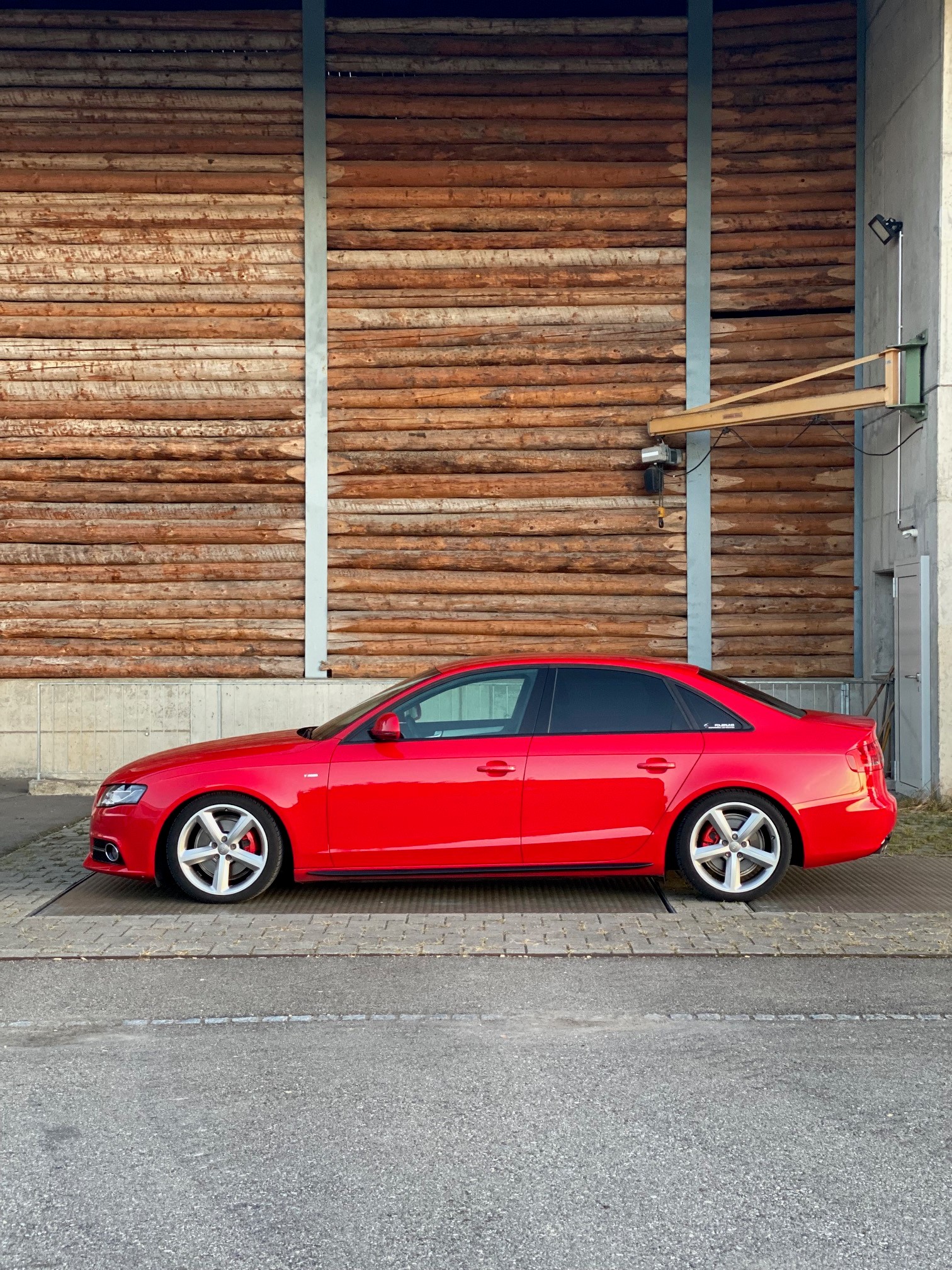 AUDI A4 Limousine 2.0 TDI-image-4