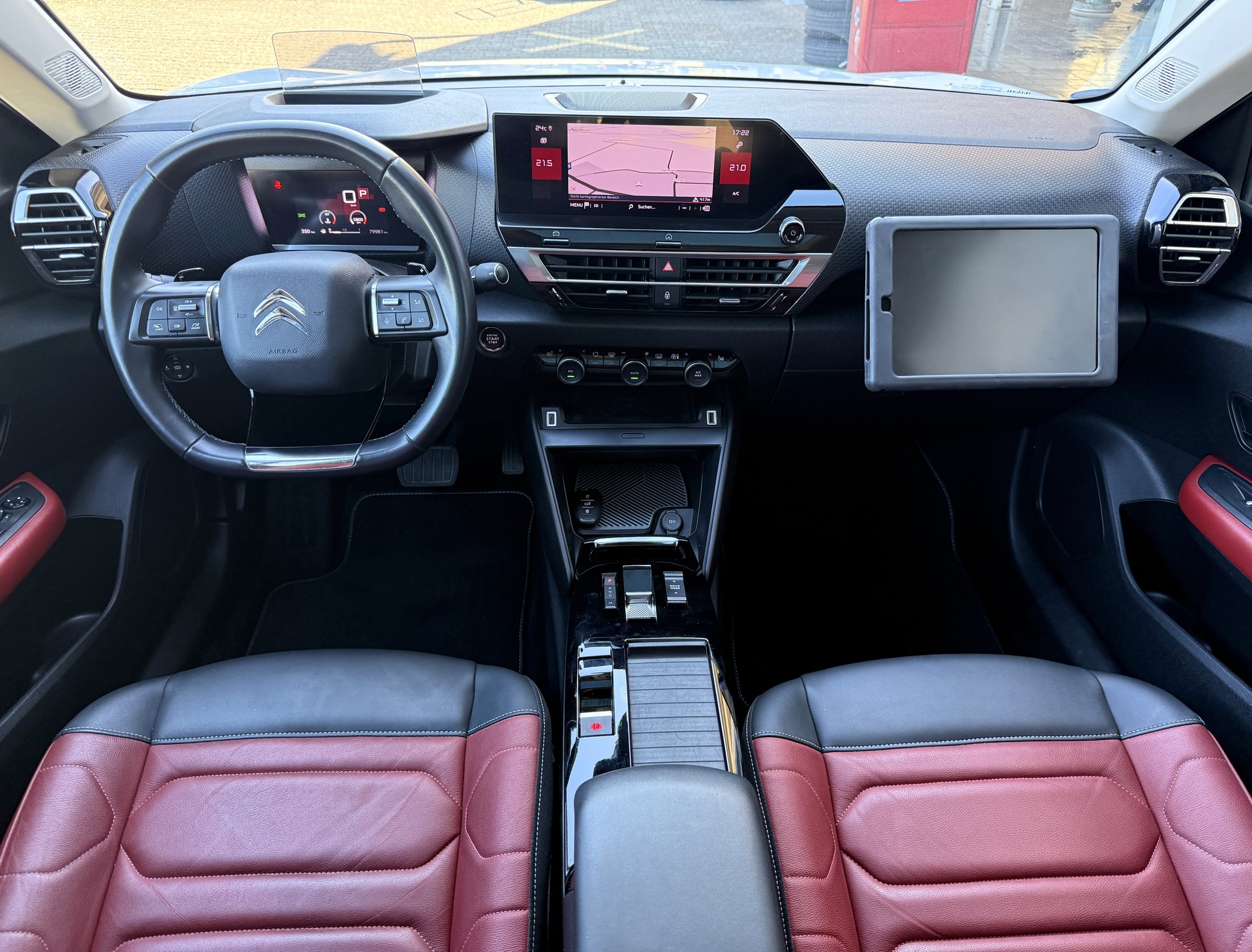 CITROEN C4 1.5 BlueHDi Shine Pack EAT8-image-11