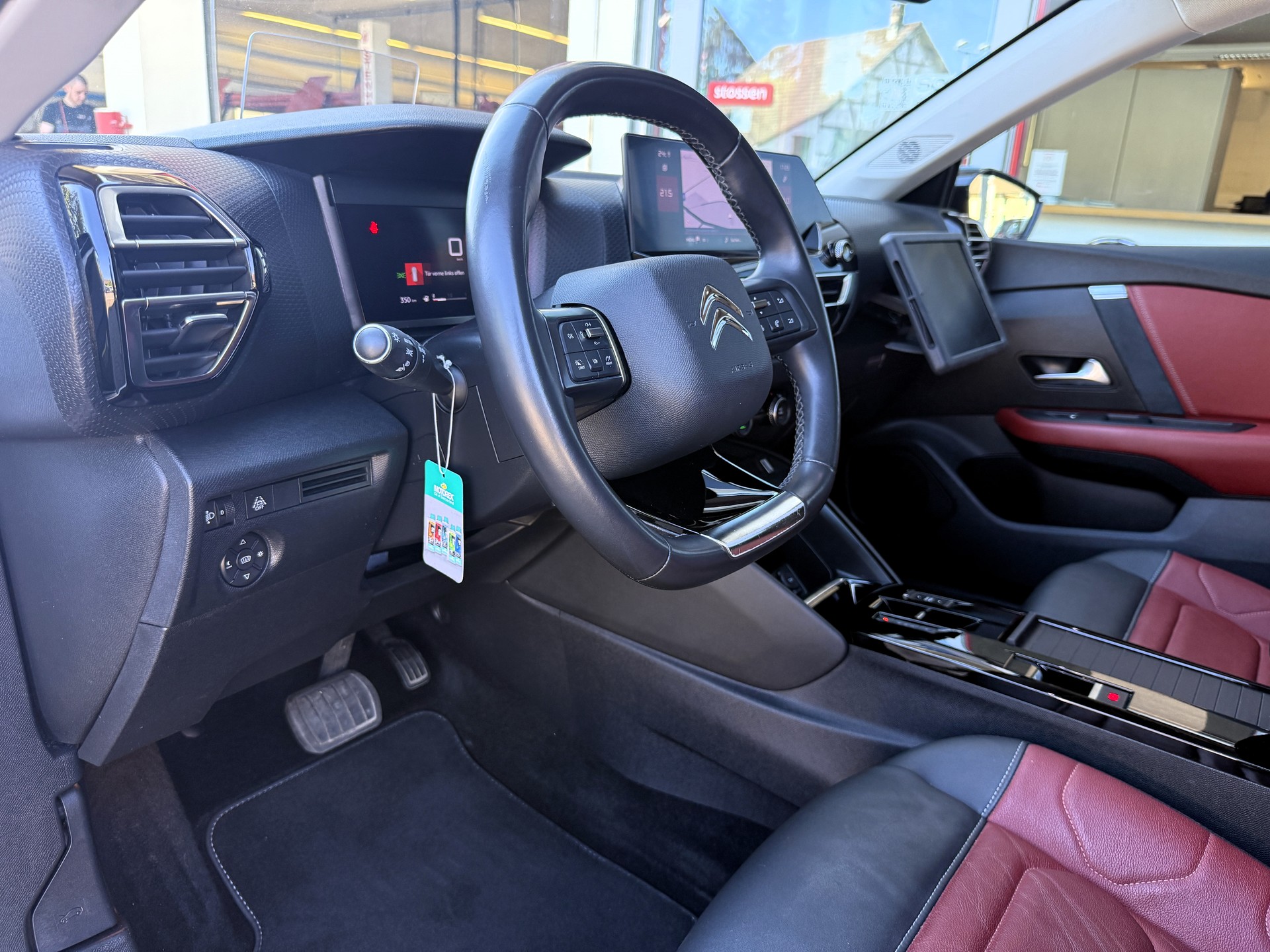 CITROEN C4 1.5 BlueHDi Shine Pack EAT8-image-13