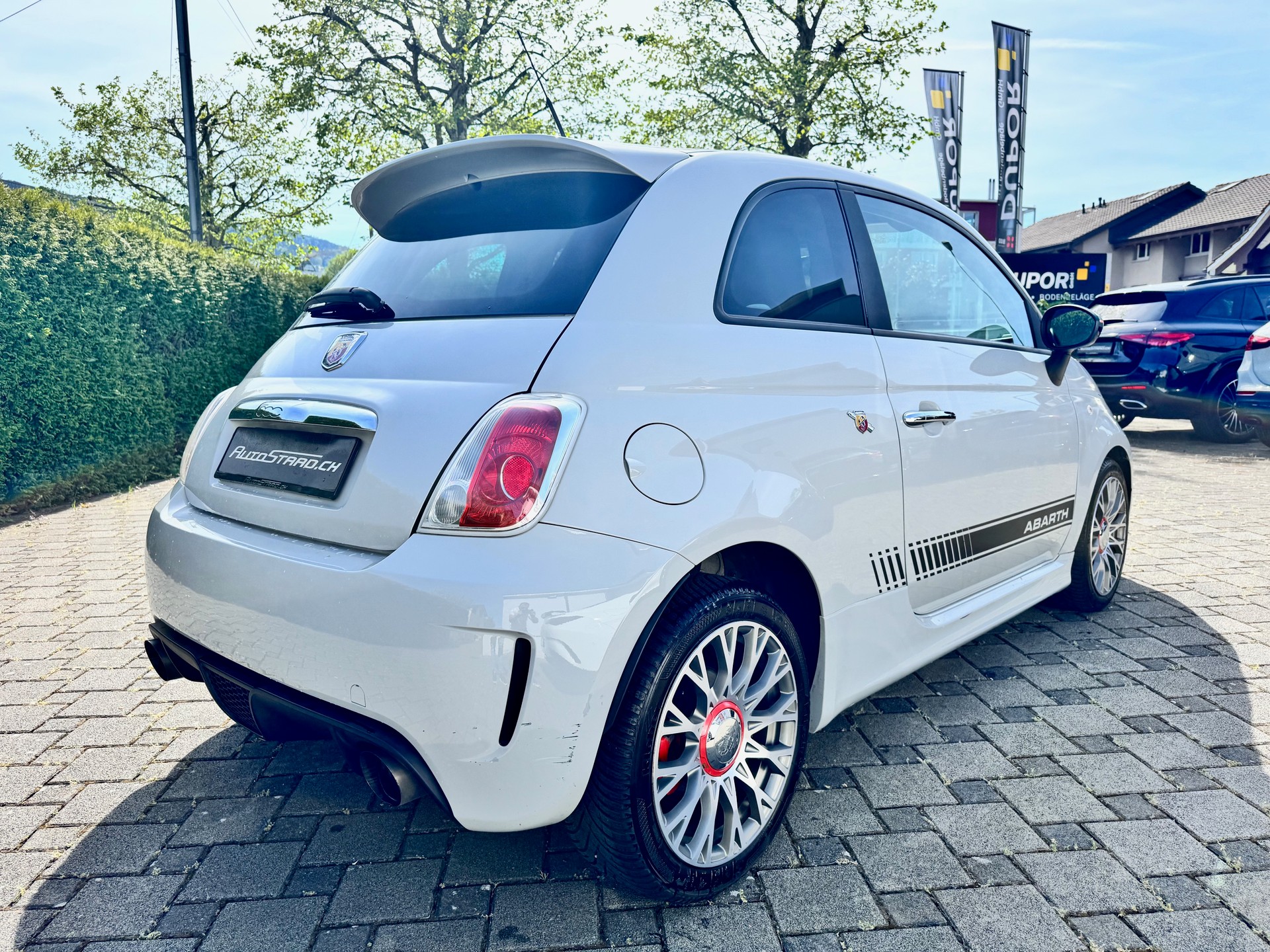 FIAT 500 1.4 16V Turbo Abarth-showroom-element-3