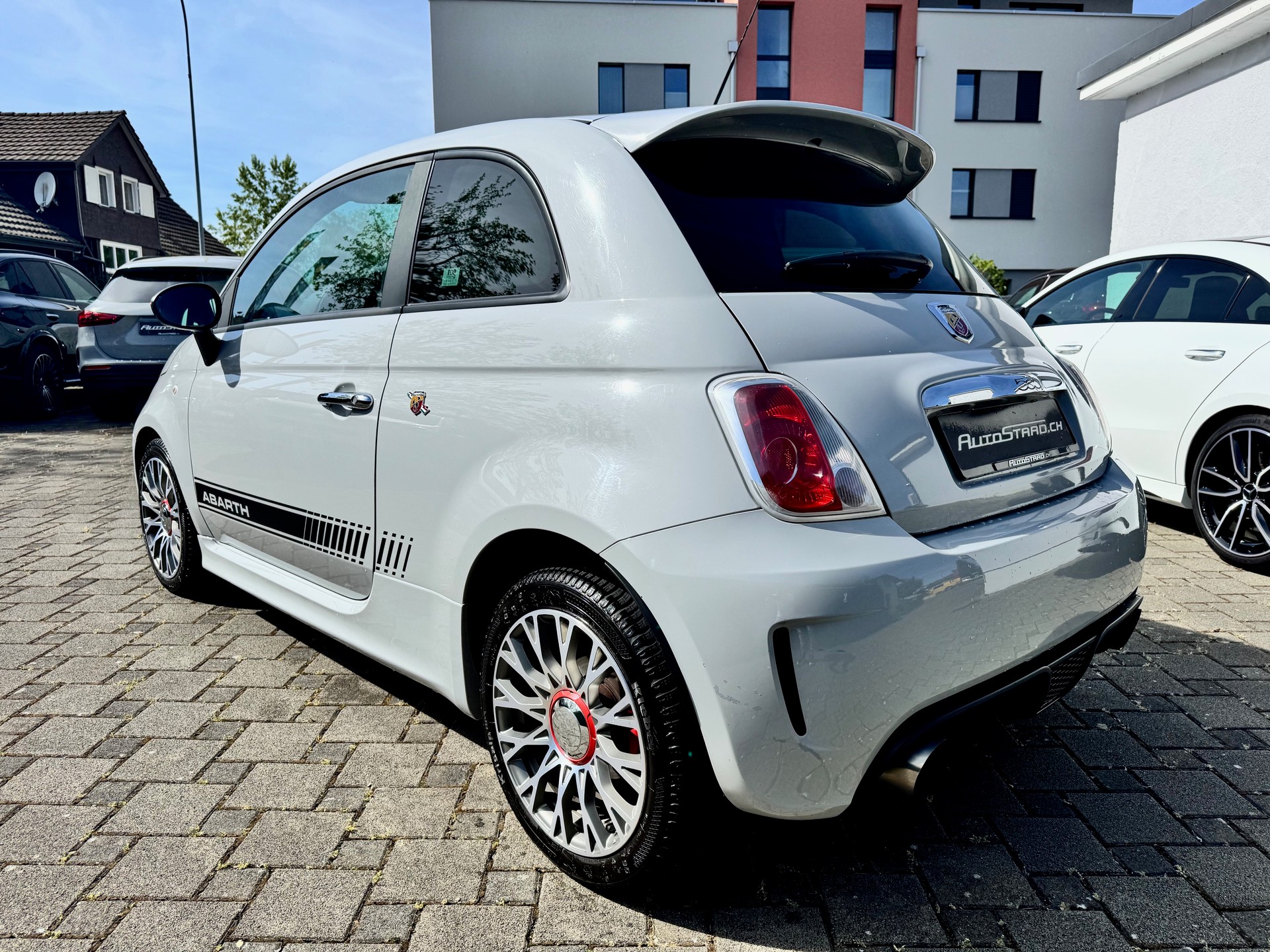 FIAT 500 1.4 16V Turbo Abarth-image-5