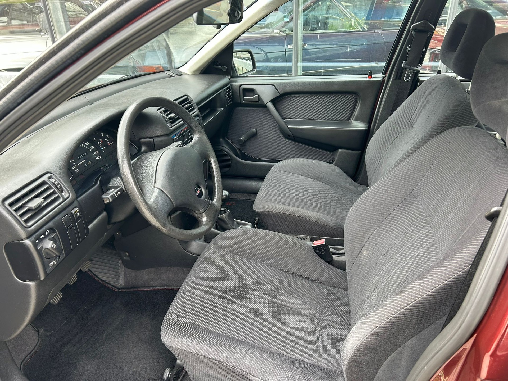 OPEL Vectra 2.0i GL 4x4-image-6