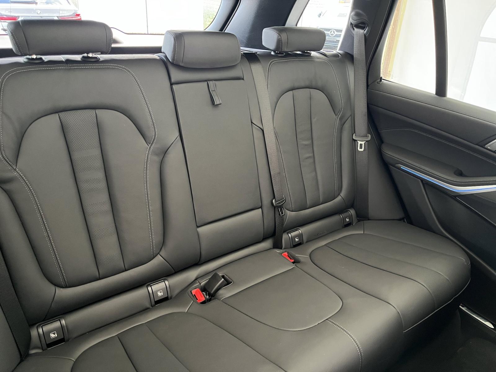 BMW X5 xDrive45e M Sport Steptronic-image-18