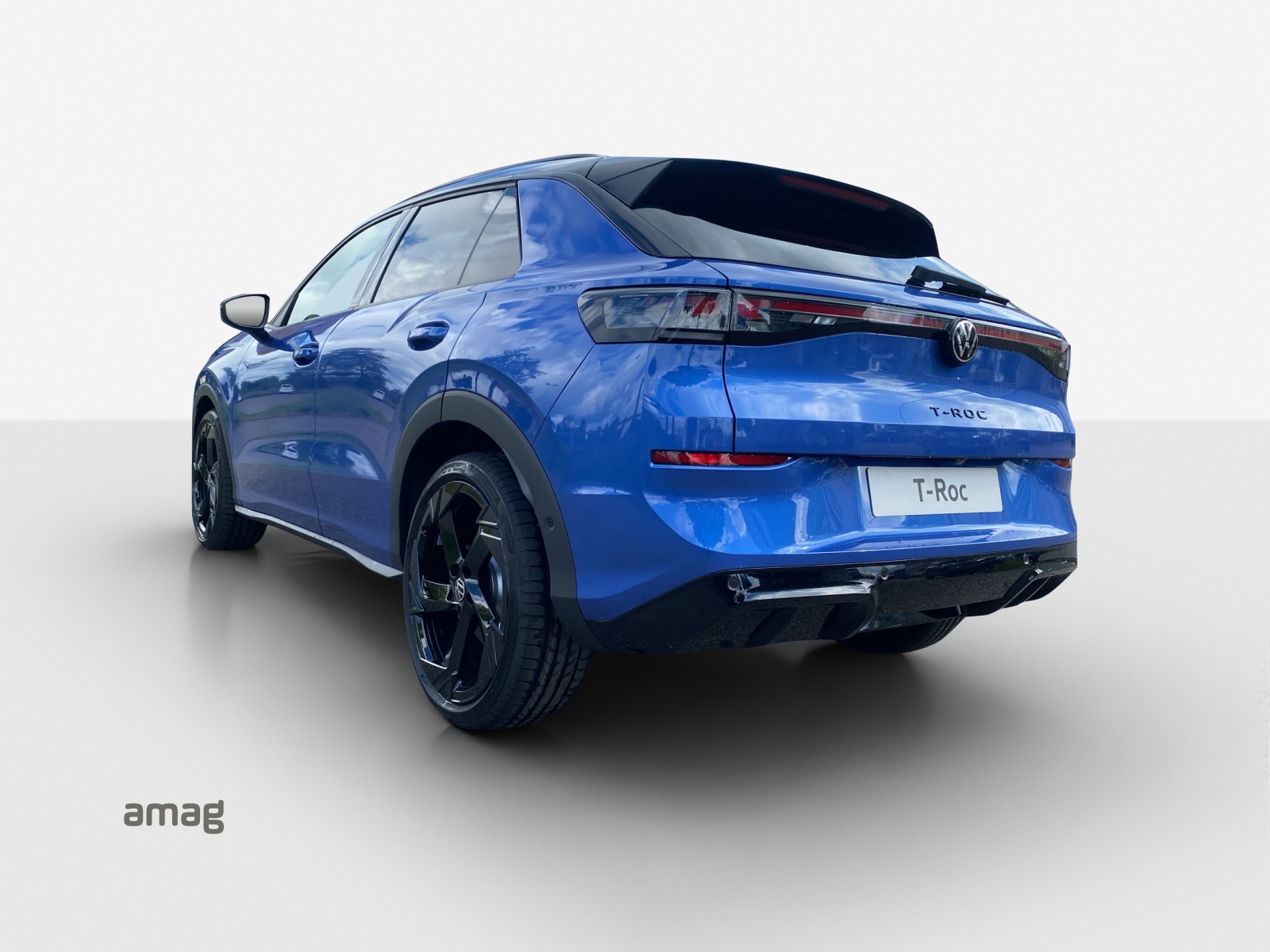 VW T-Roc 1.5 eTSI mHEV R-Line DSG-showroom-element-2