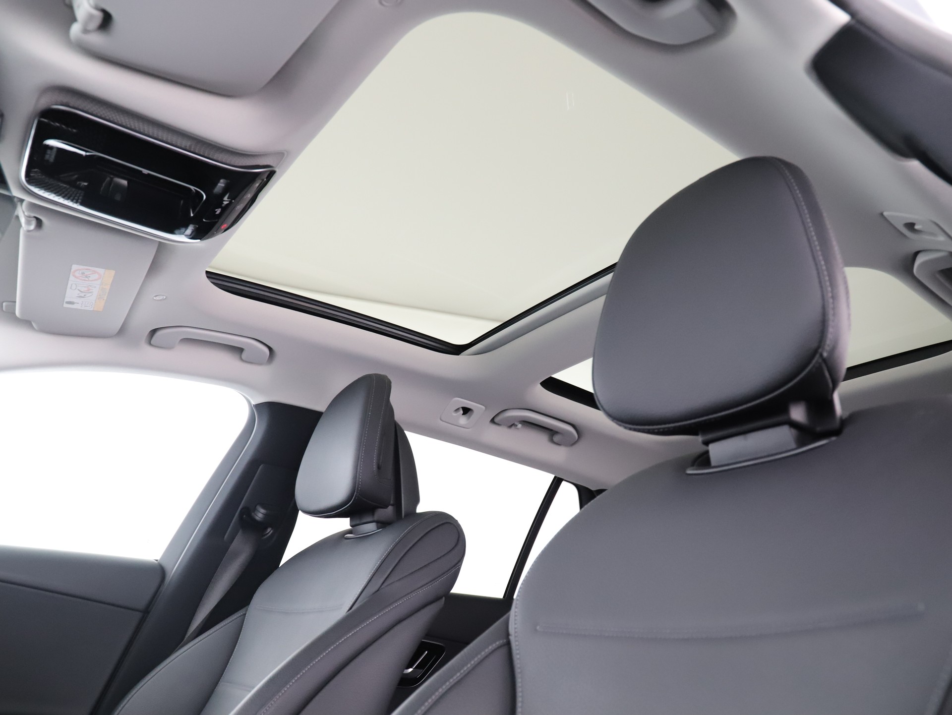 MERCEDES-BENZ C 200 T 4Matic All-T Ava.-image-13