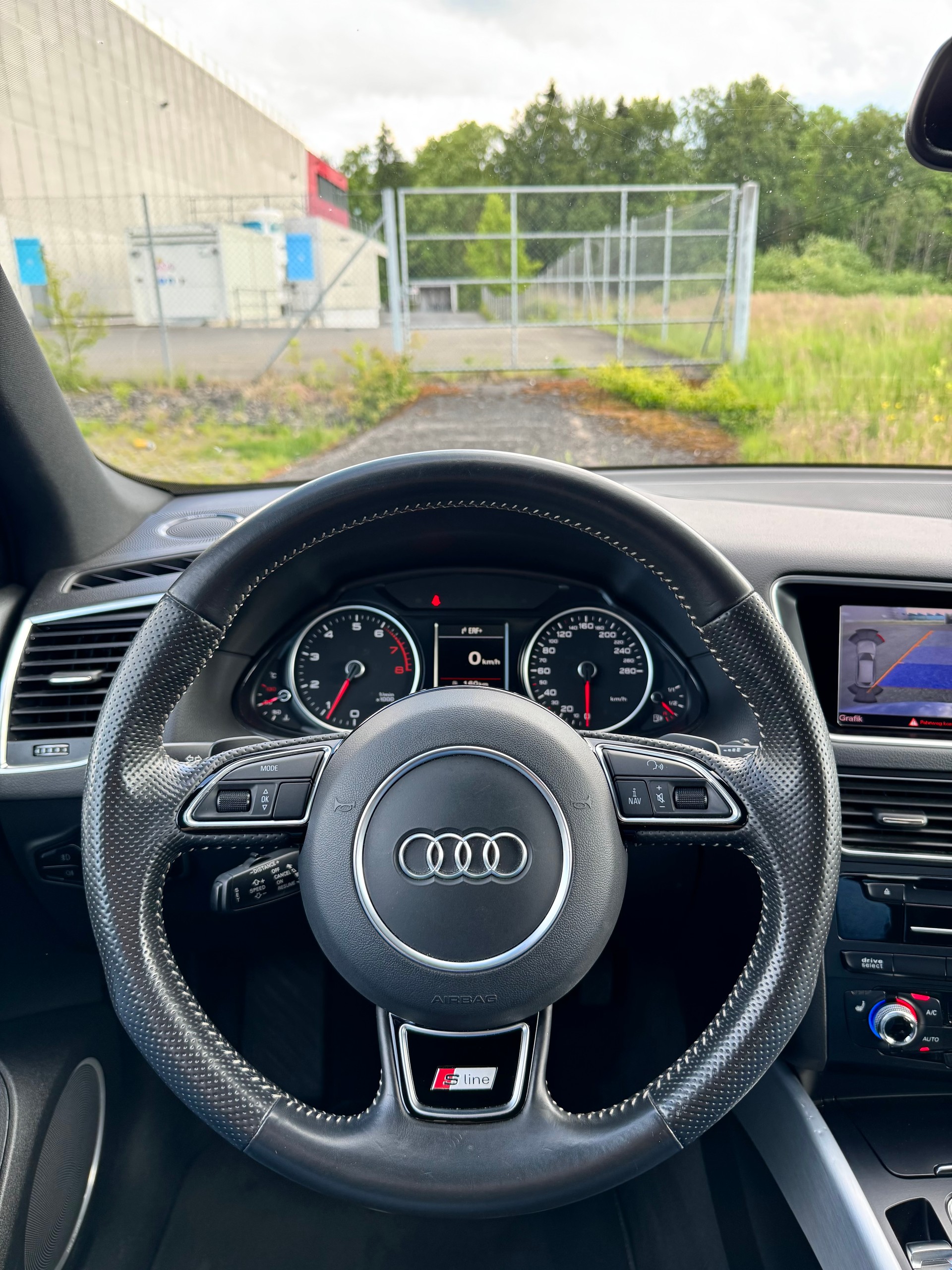 AUDI Q5 2.0 TFSI quattro tiptronic / ab MFK bei Verkauf-image-8