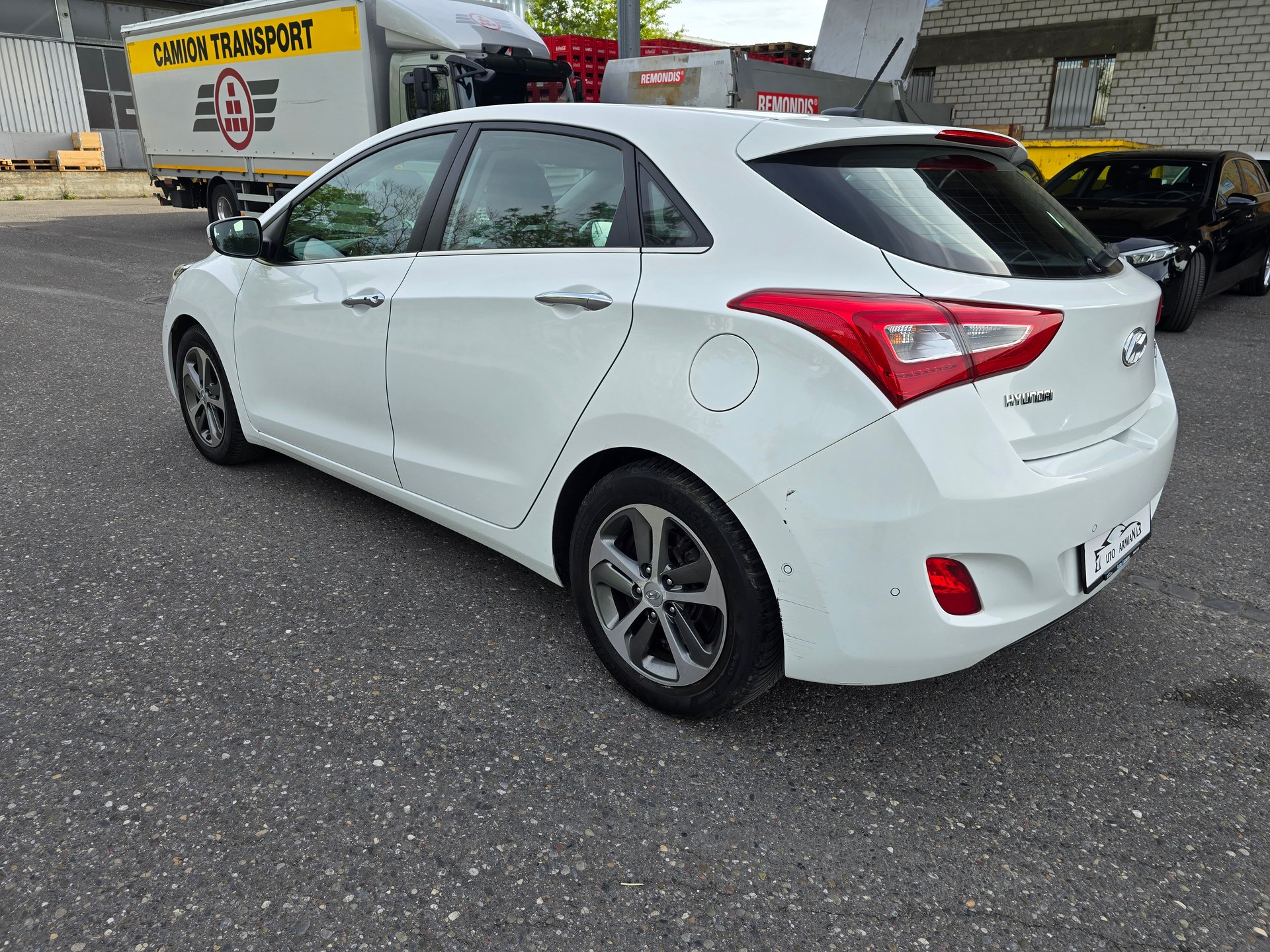 HYUNDAI i30 1.6 CRDi Vertex Automatic DCT-image-4
