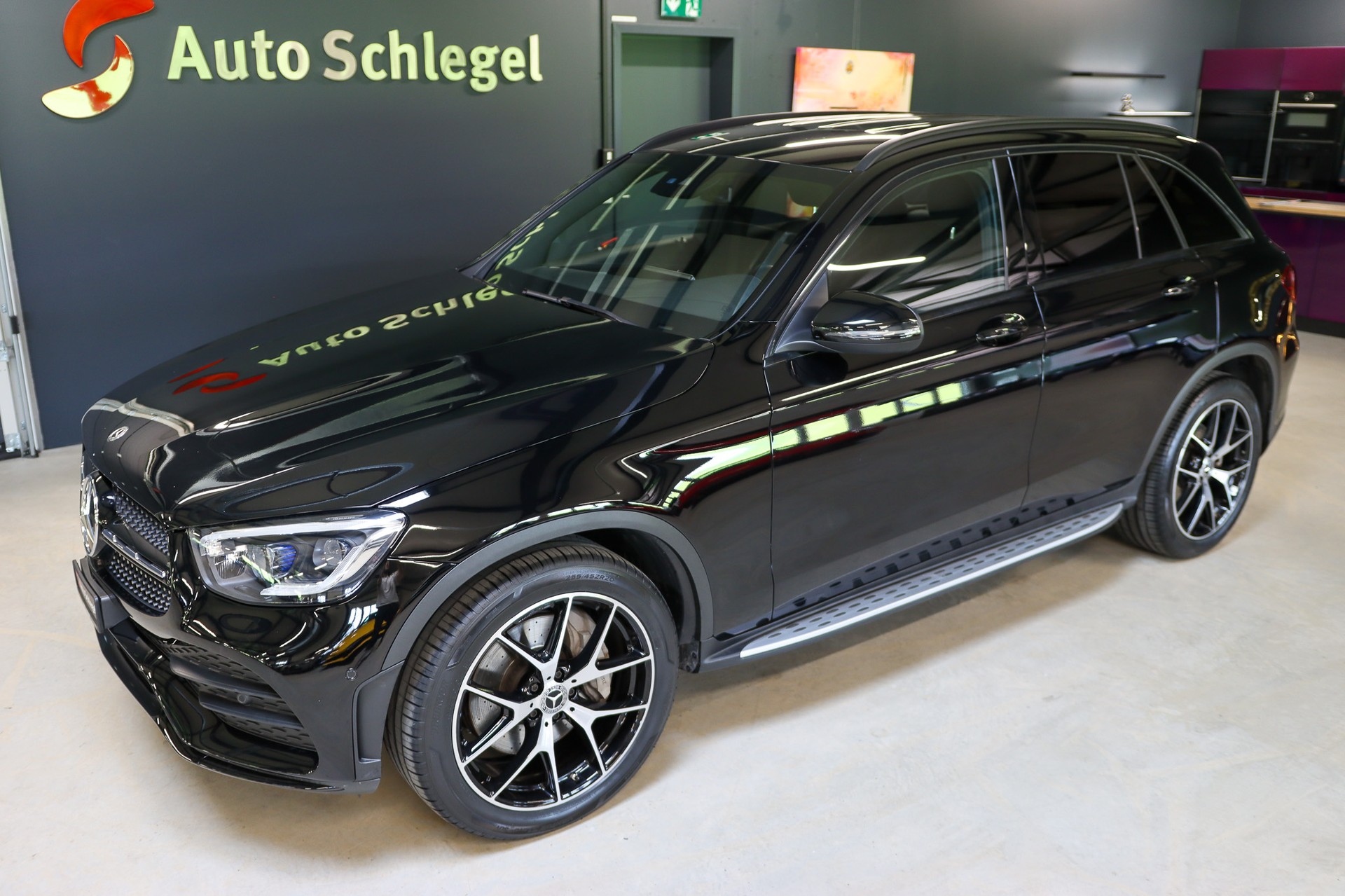 MERCEDES-BENZ GLC 220 d AMG Line 4Matic 9G-Tronic-image-7