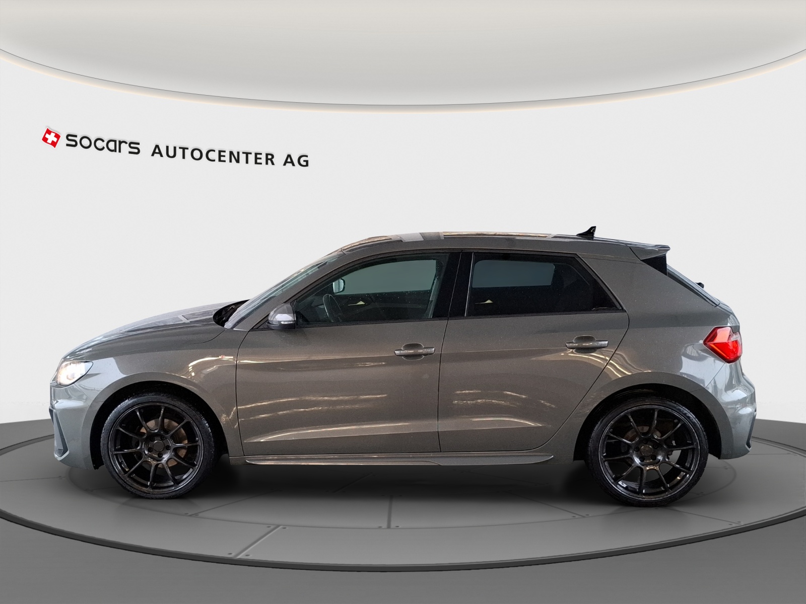 AUDI A1 Sportback 30 TFSI S Line // 8-fach Aluminiumbereift-image-4