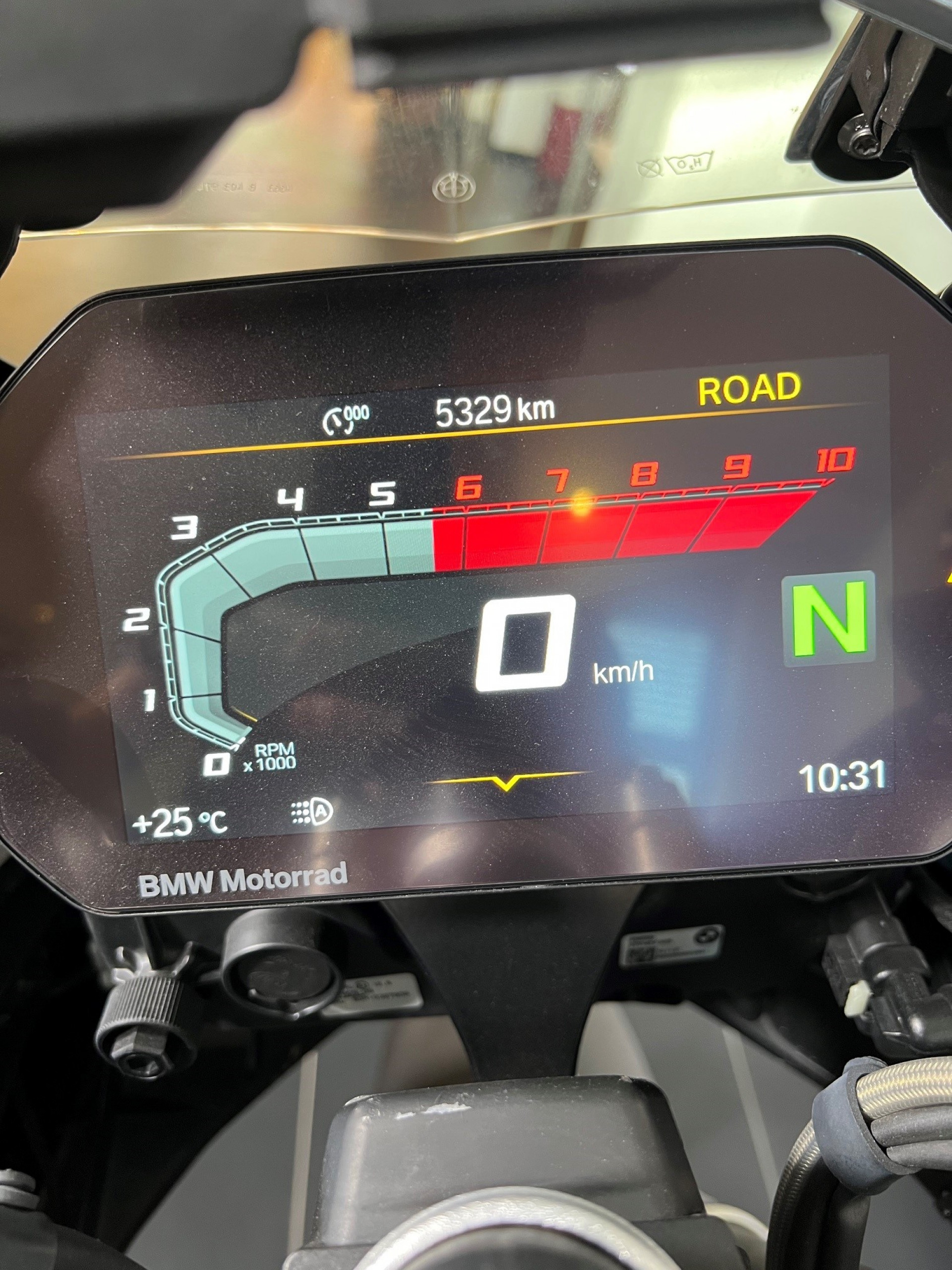 BMW R 1250 GS Triple Black-image-2