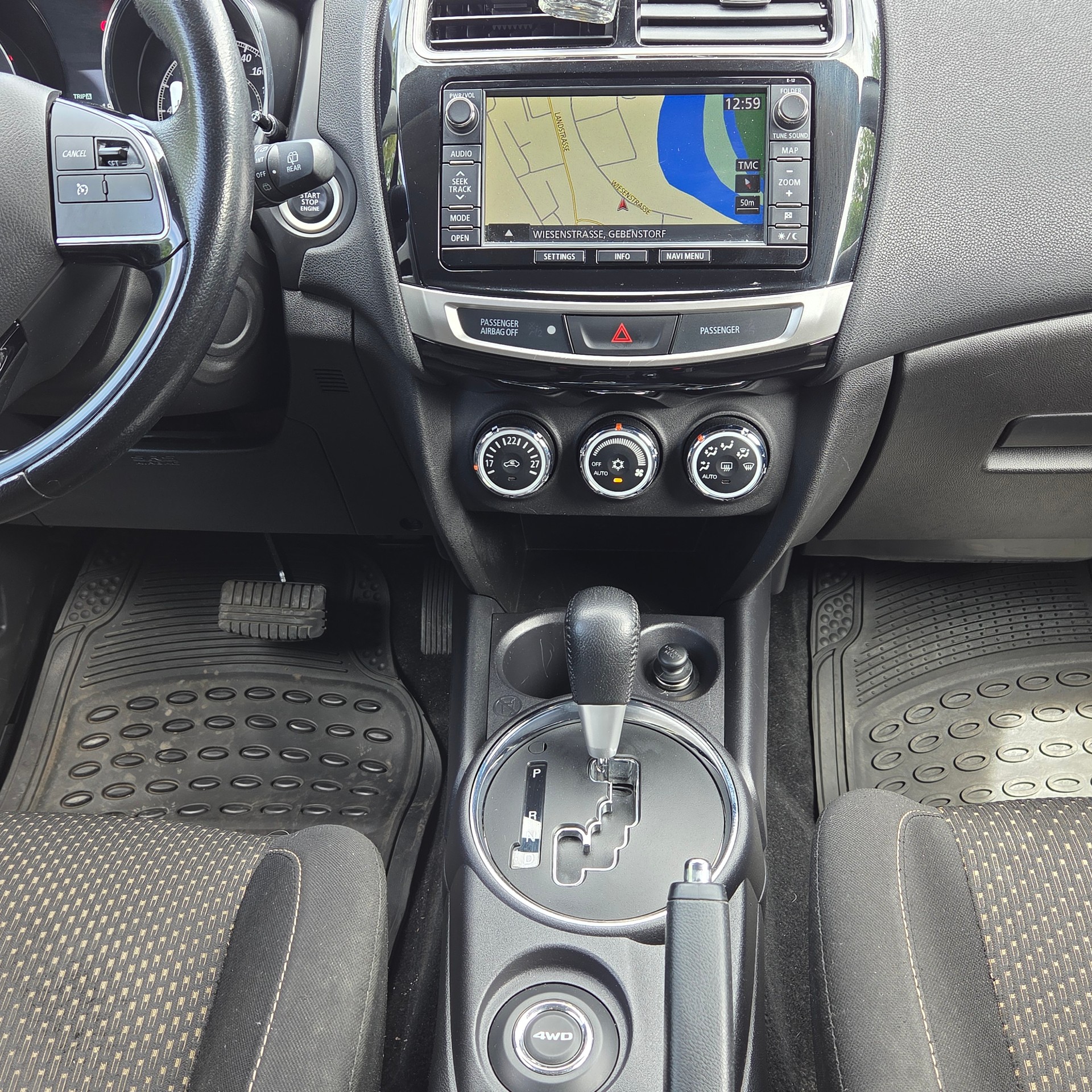 MITSUBISHI ASX 2.2 DID Celebration 300K 4WD Automatic-image-12