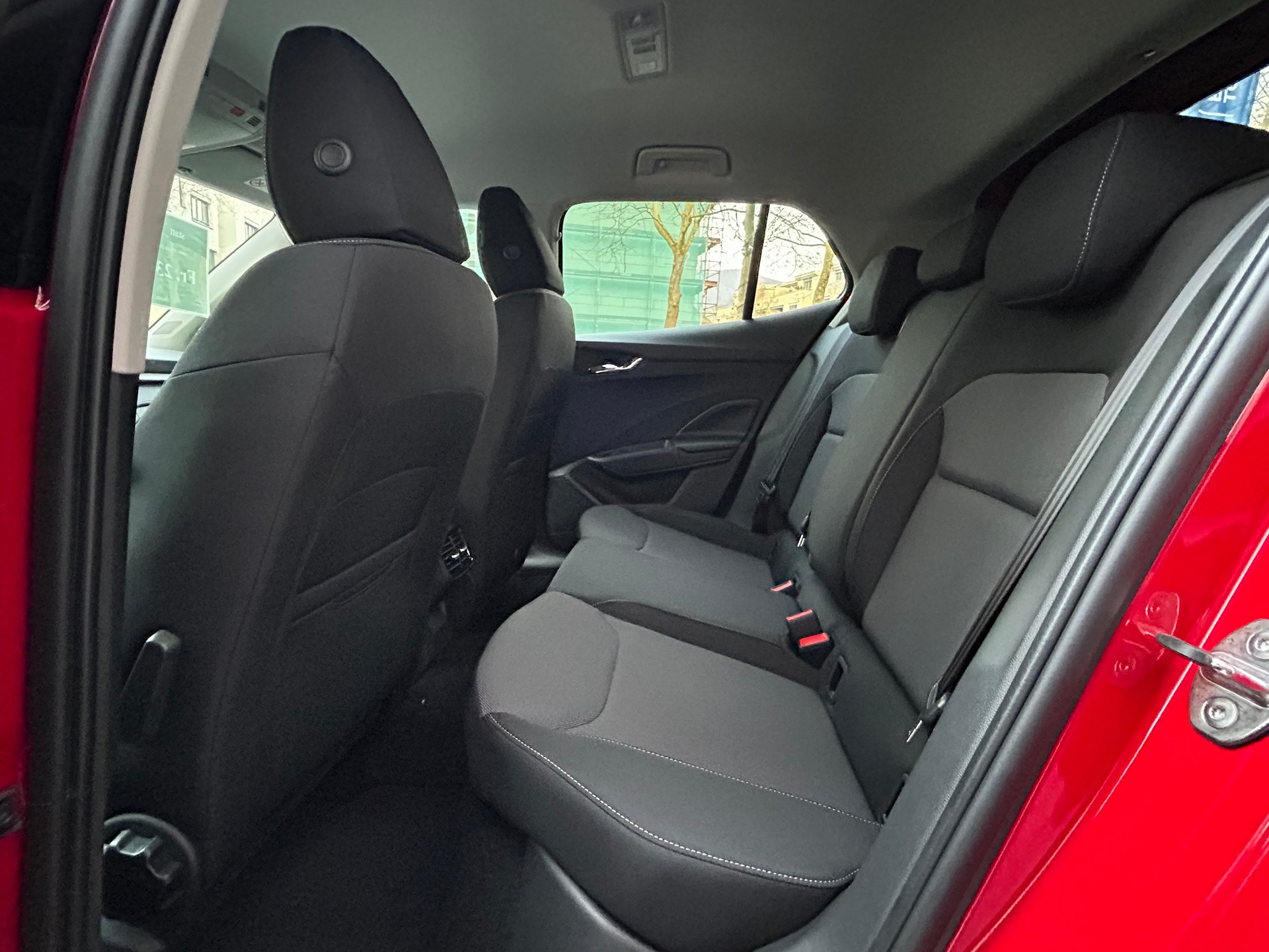 SKODA Fabia 1.0 TSI Selection-image-10