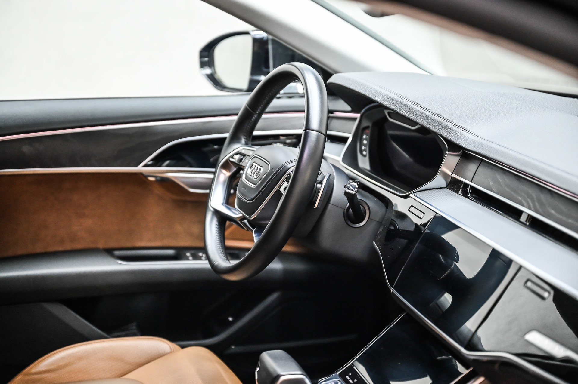 AUDI A8 L 55 TFSI quattro-image-21