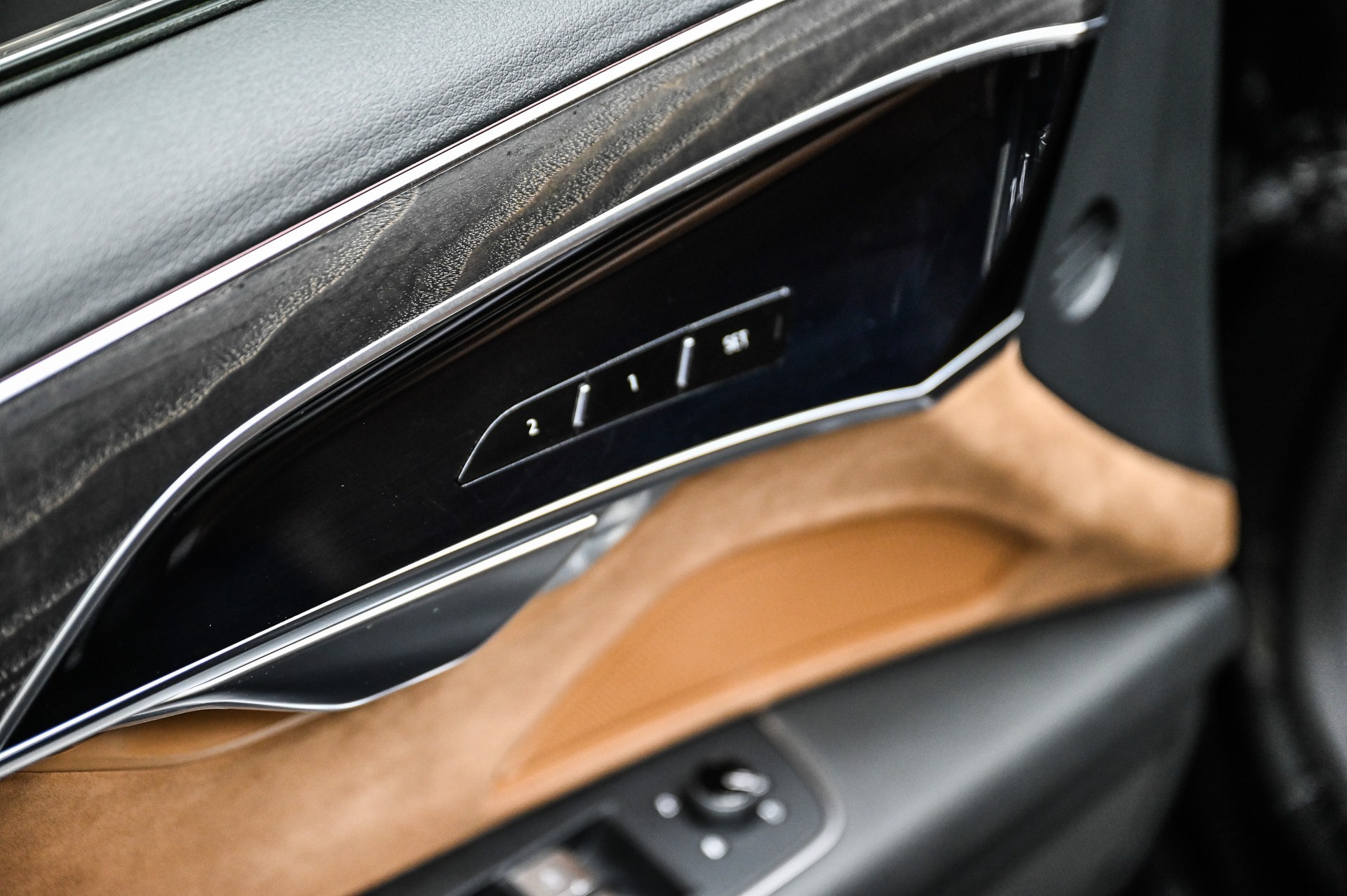 AUDI A8 L 55 TFSI quattro-image-33