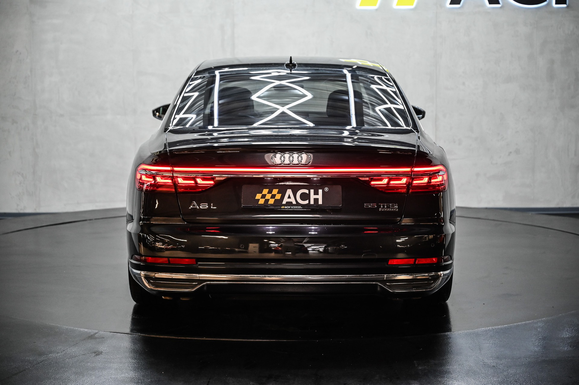 AUDI A8 L 55 TFSI quattro-image-7