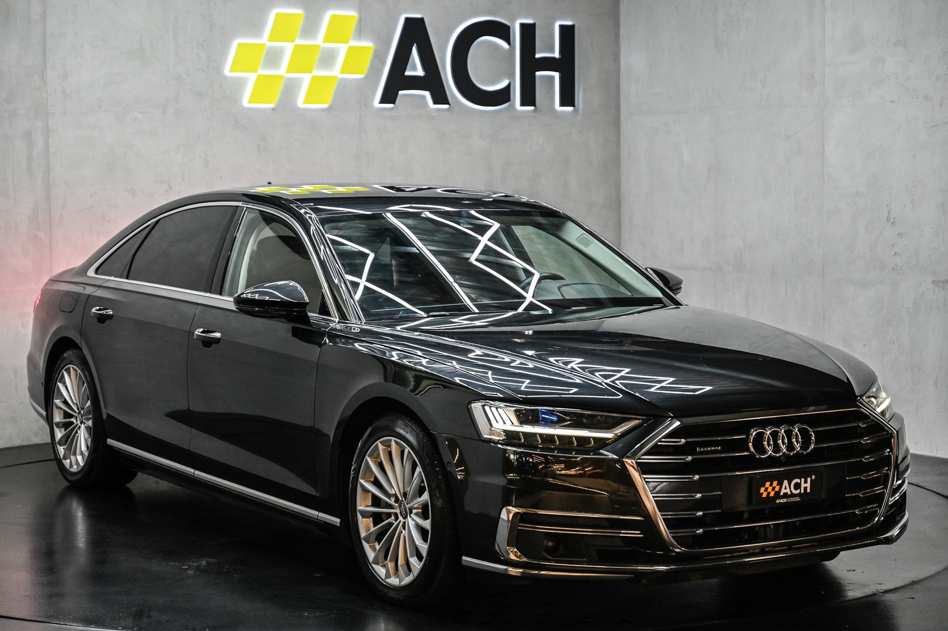 AUDI A8 L 55 TFSI quattro