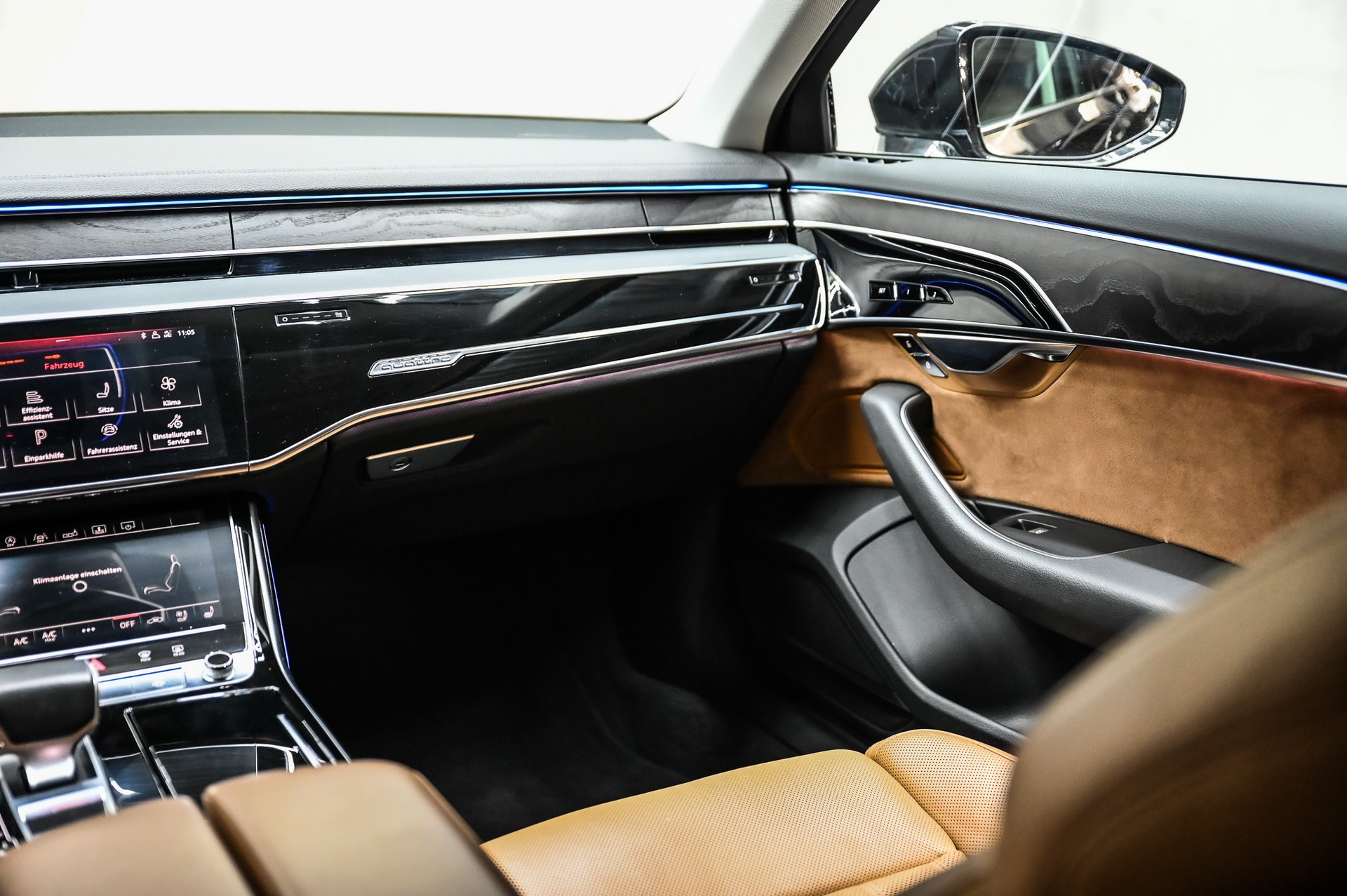 AUDI A8 L 55 TFSI quattro-image-31