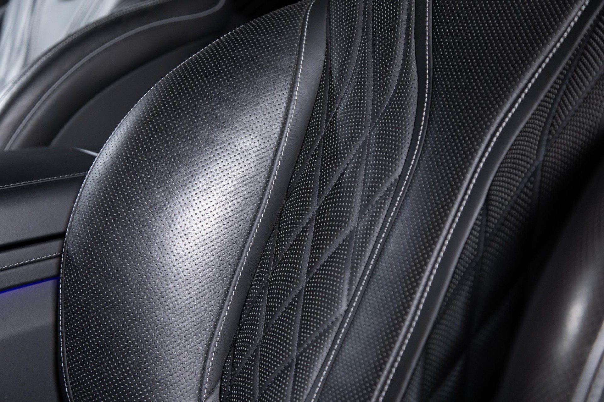 MERCEDES-BENZ S 63 AMG Coupé 4Matic Speedshift MCT BRABUS-image-26