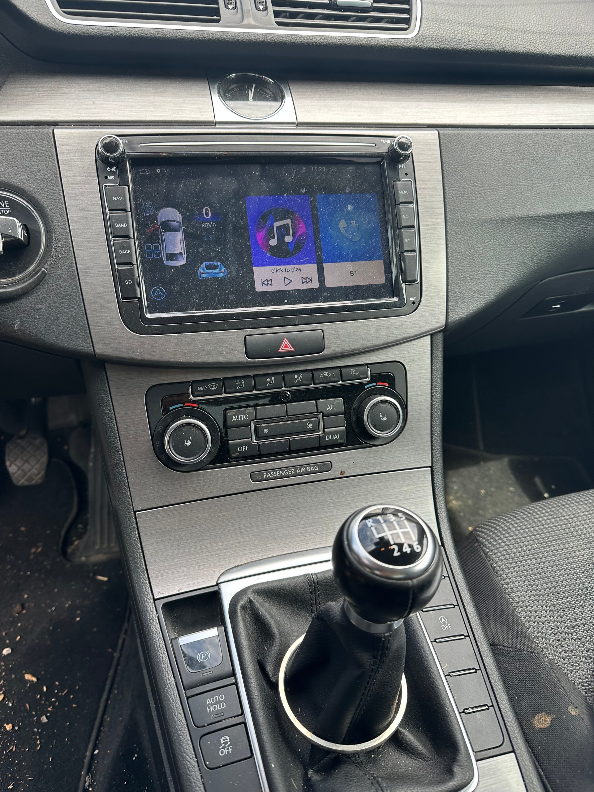 VW Passat 2.0 TDI BlueMotion Technology Comfortline-image-8