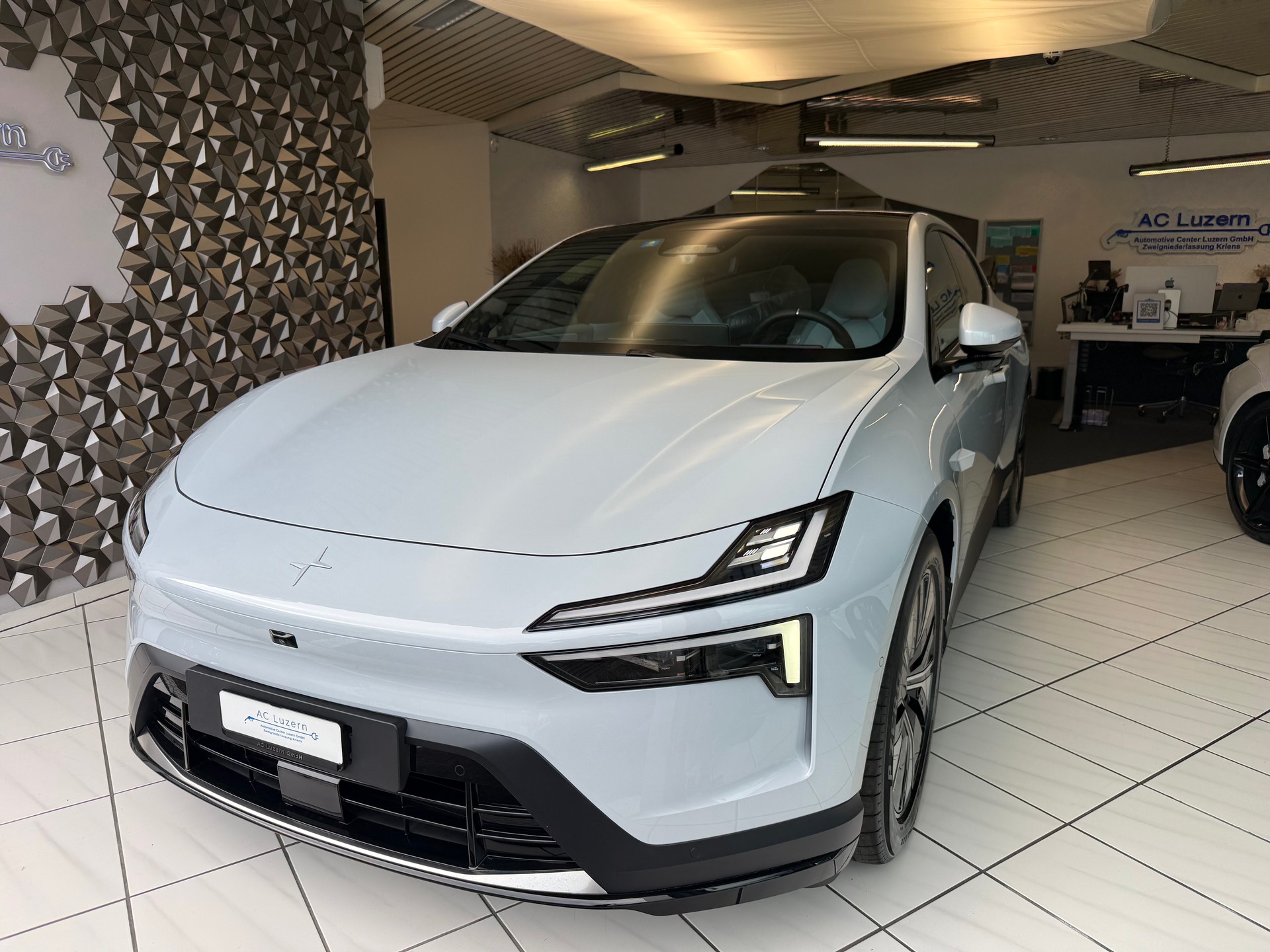 POLESTAR Polestar 4 Long Range Single 100kWh Plus