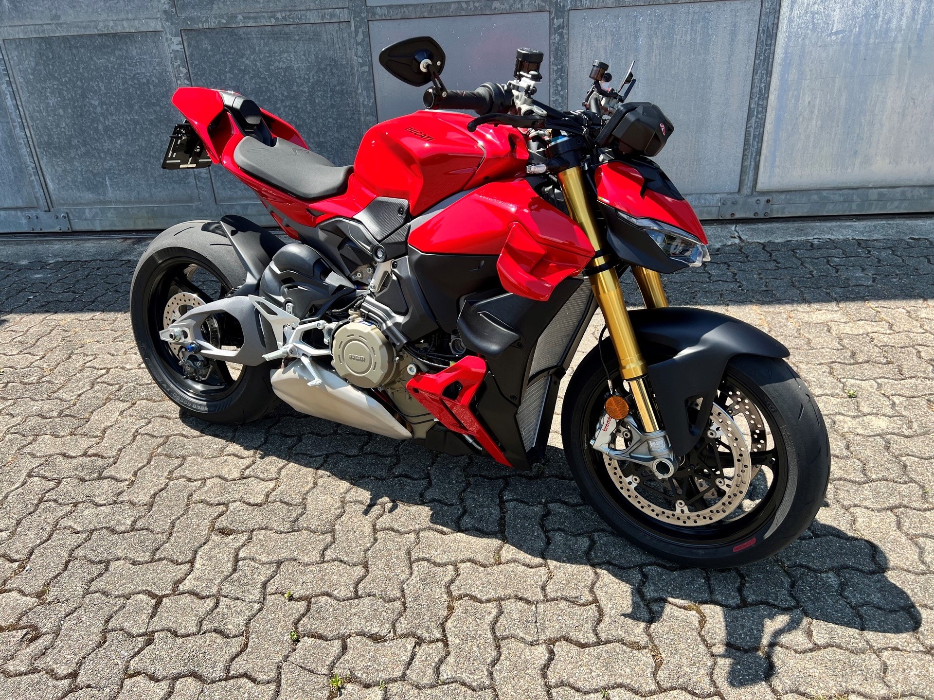 DUCATI STREETFIGHTER V4 S-image-0