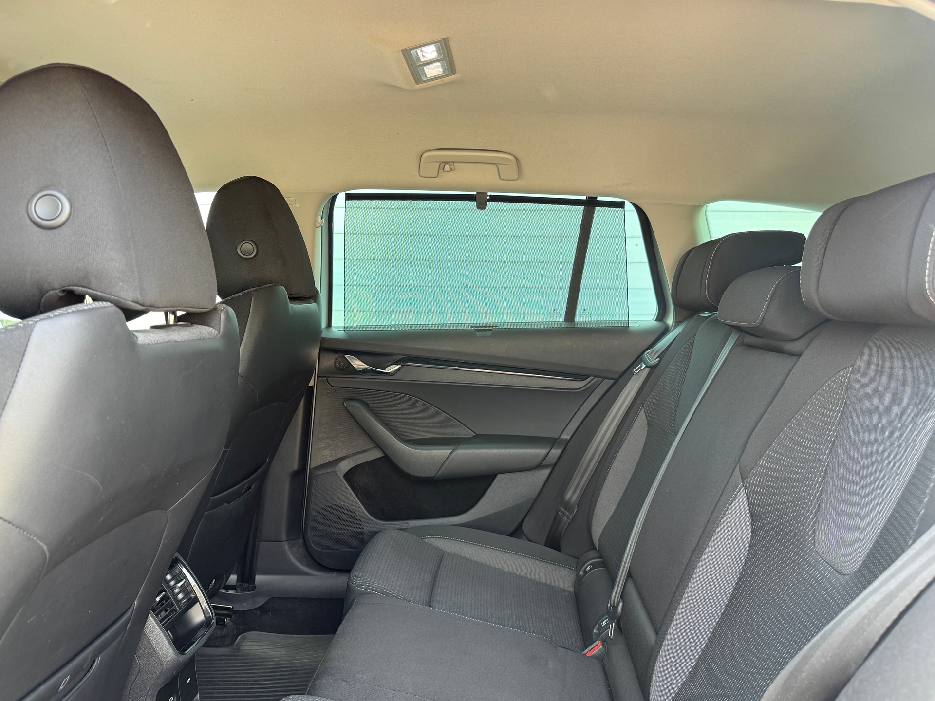 SKODA Octavia Combi 1.5 TSI ACT EVO Ambition-image-5