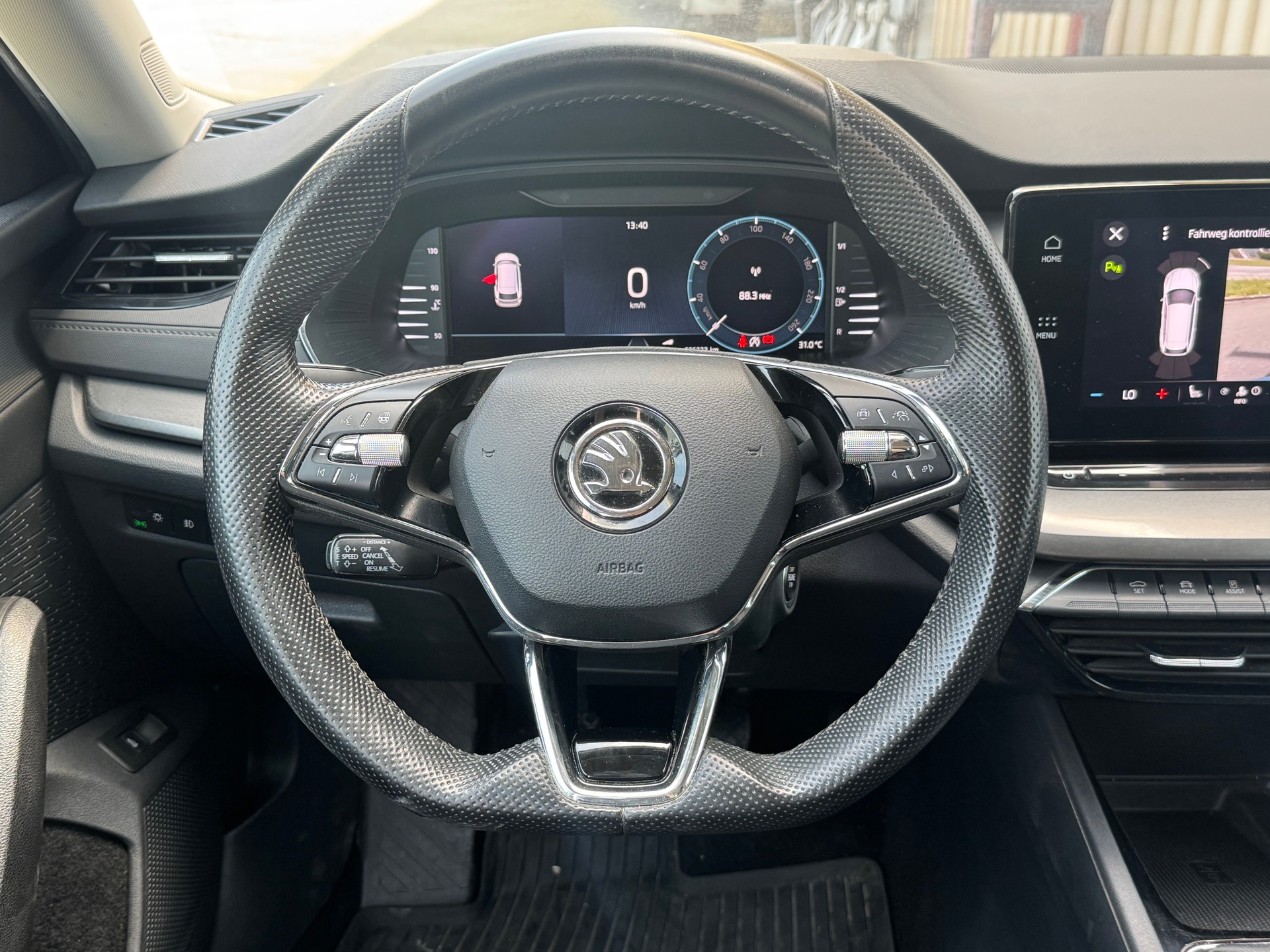 SKODA Octavia Combi 1.5 TSI ACT EVO Ambition-image-10