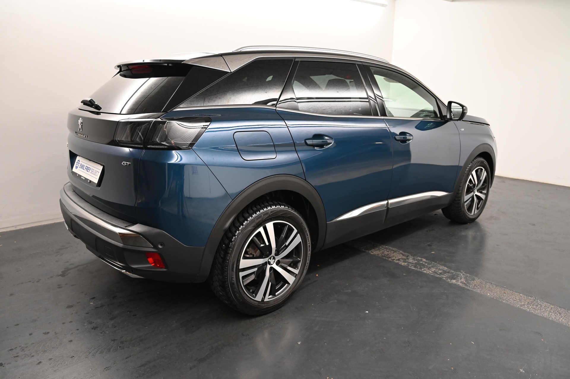 PEUGEOT 3008 1.2 PureTech GT Pack-image-19