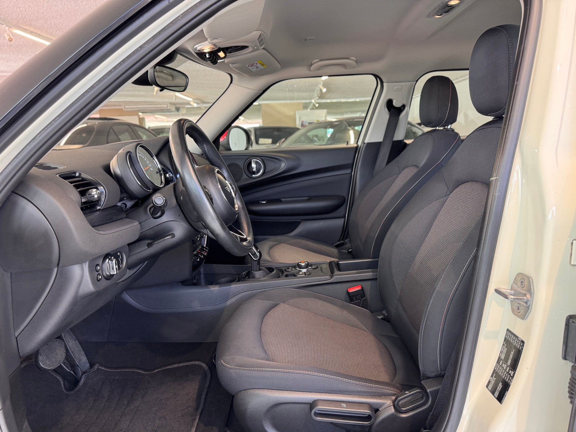 MINI Clubman Cooper D Steptronic-image-20