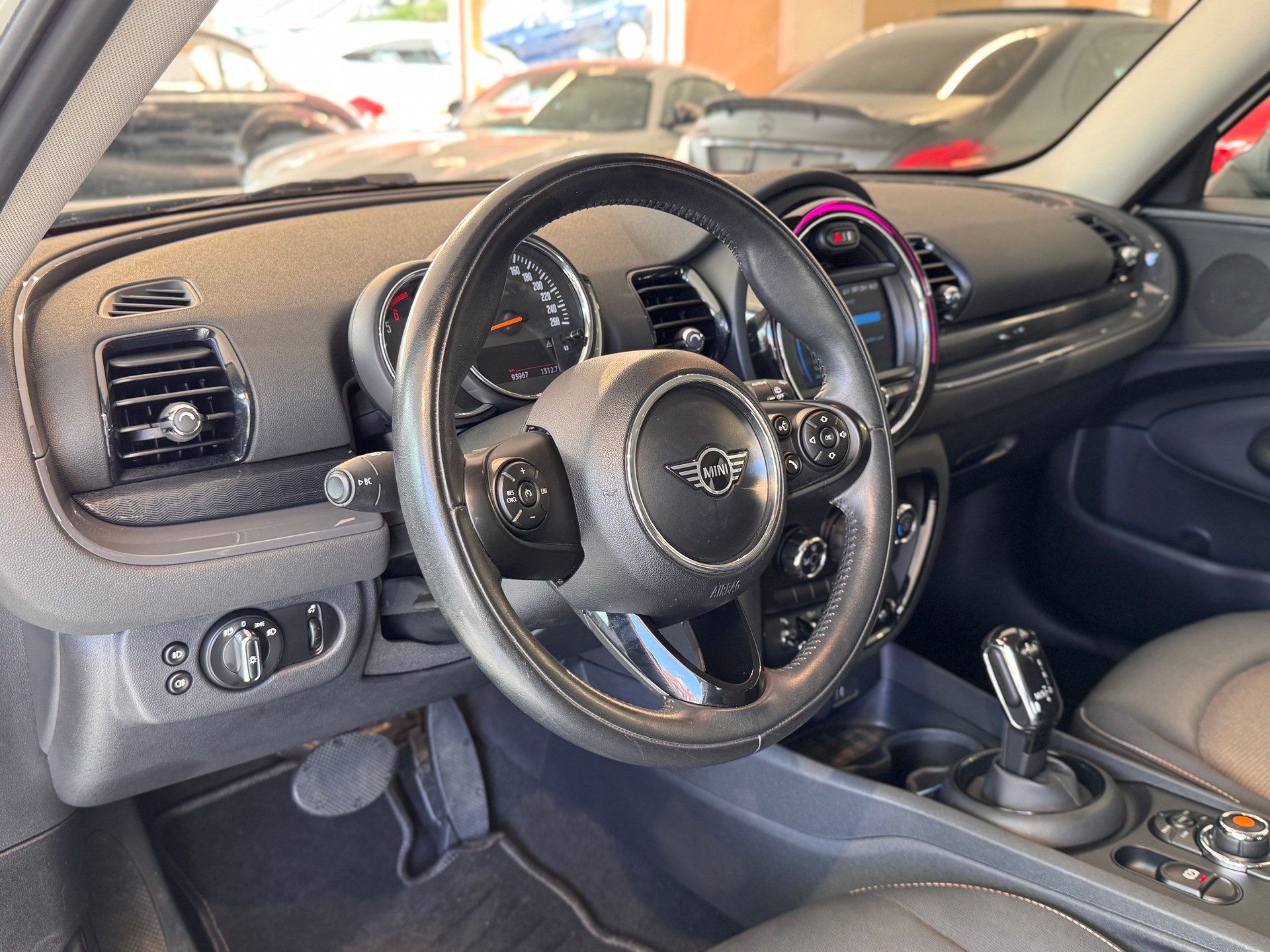 MINI Clubman Cooper D Steptronic-image-19