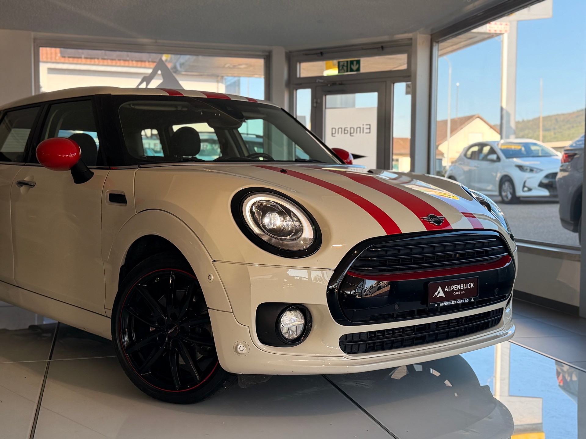 MINI Clubman Cooper D Steptronic-showroom-element-2