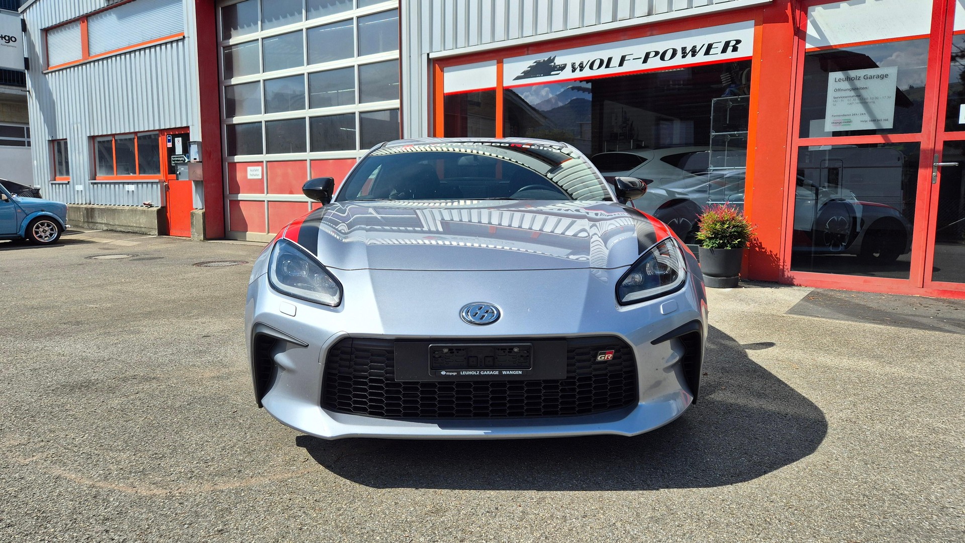 TOYOTA GR86 2.4 Sport+-showroom-element-1