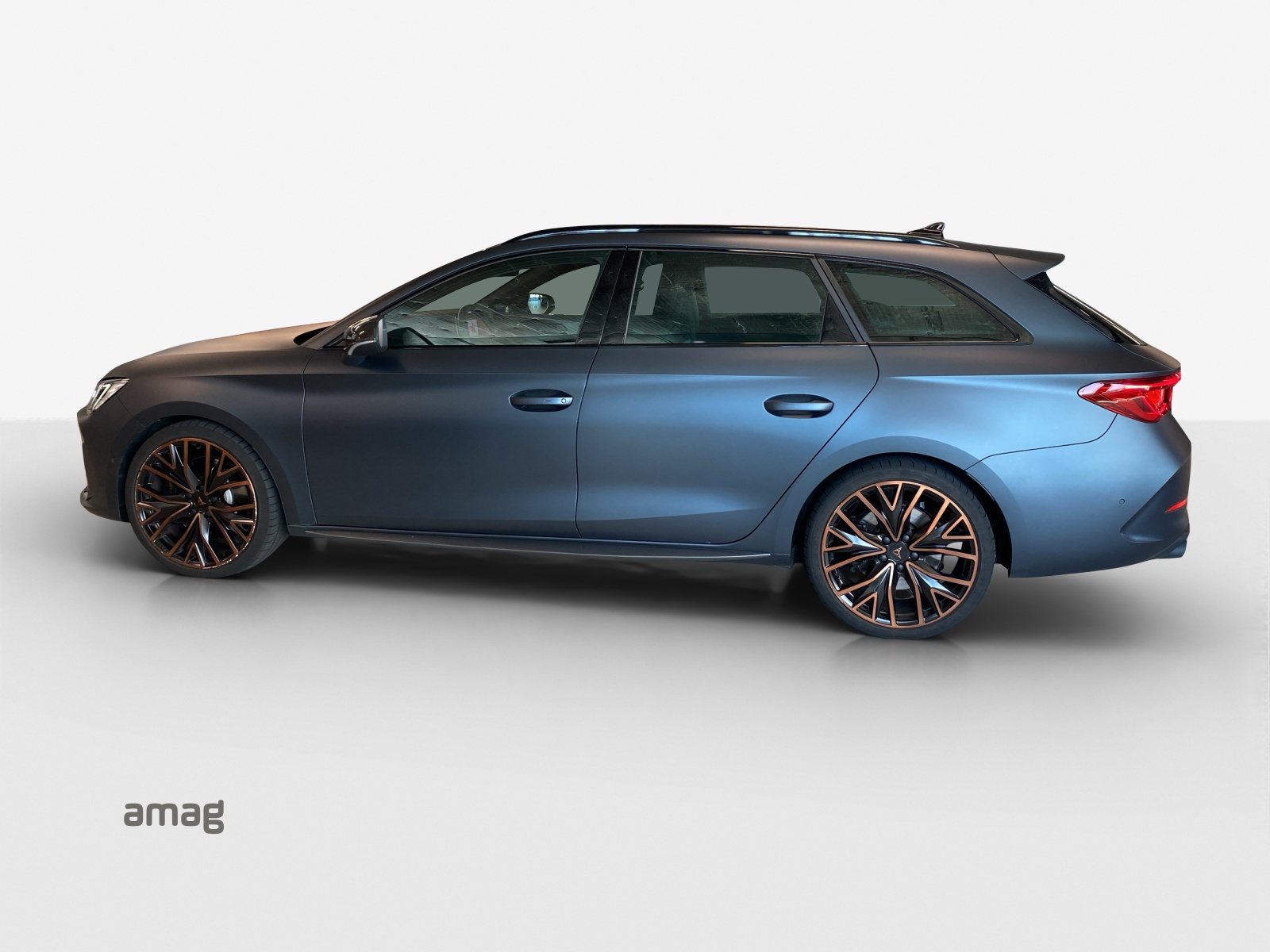 CUPRA LEON ST 2.0 TSI VZ CUP DSG 4Drive-showroom-element-1