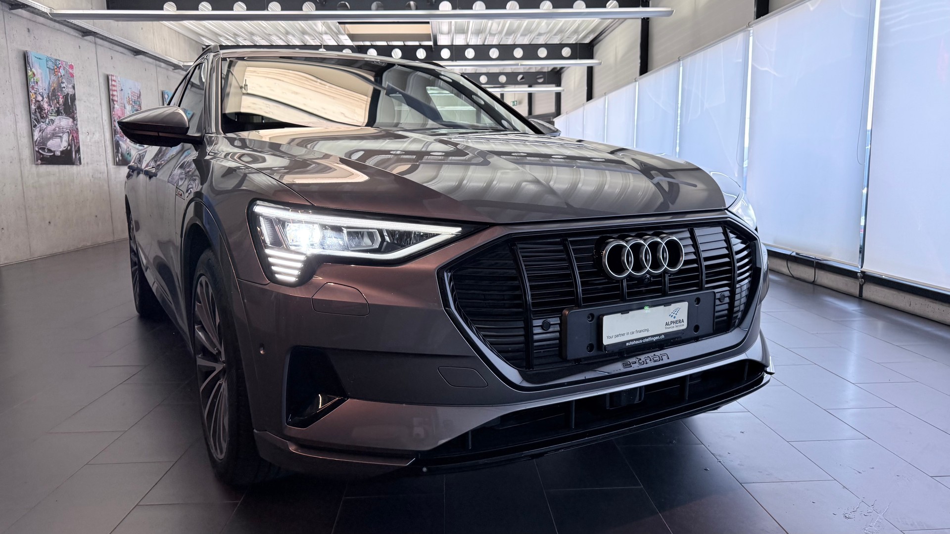 AUDI e-tron 55 Advanced quattro-showroom-element-2