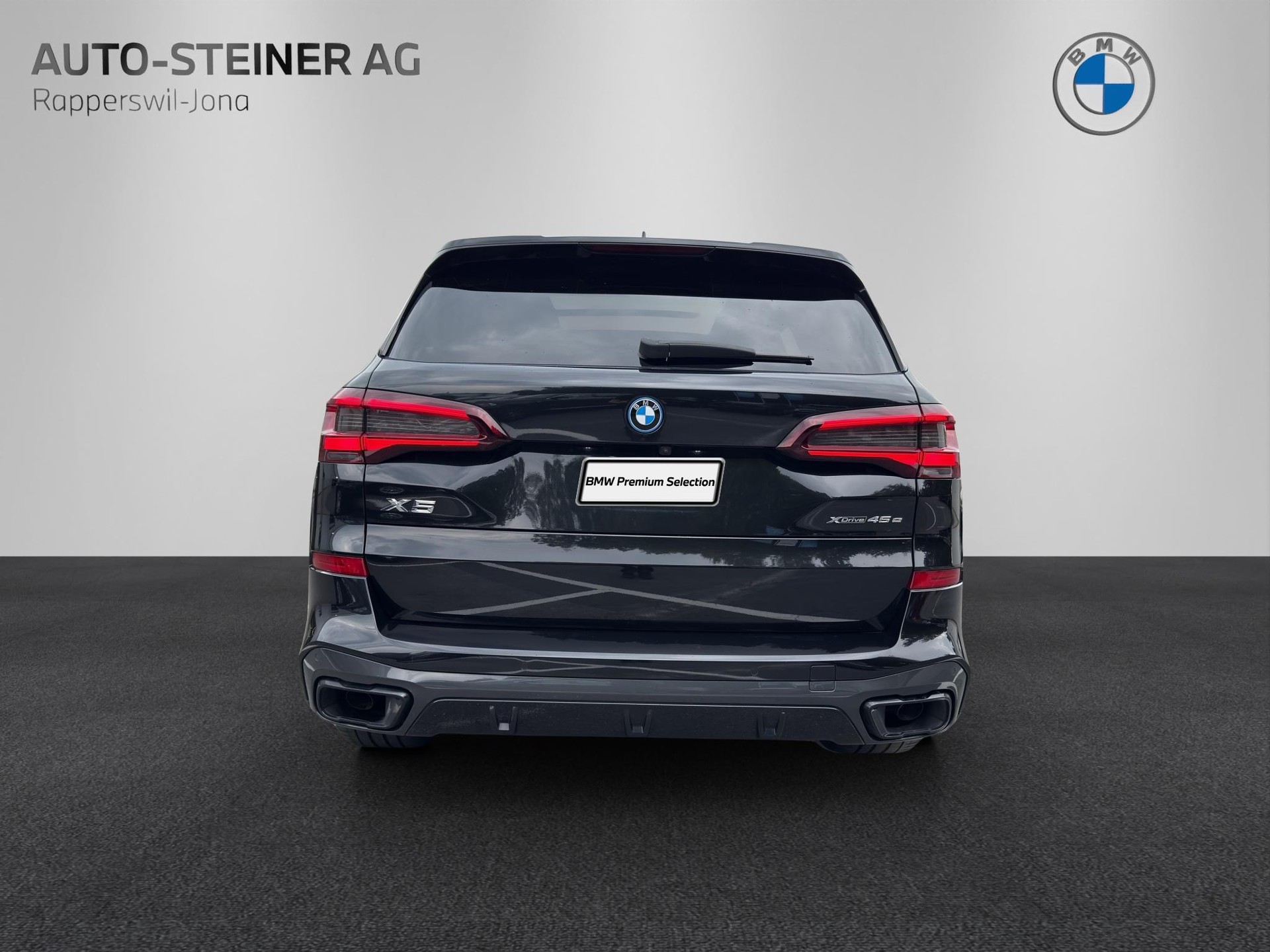 BMW X5 xDrive45e M Sport Steptronic-showroom-element-3
