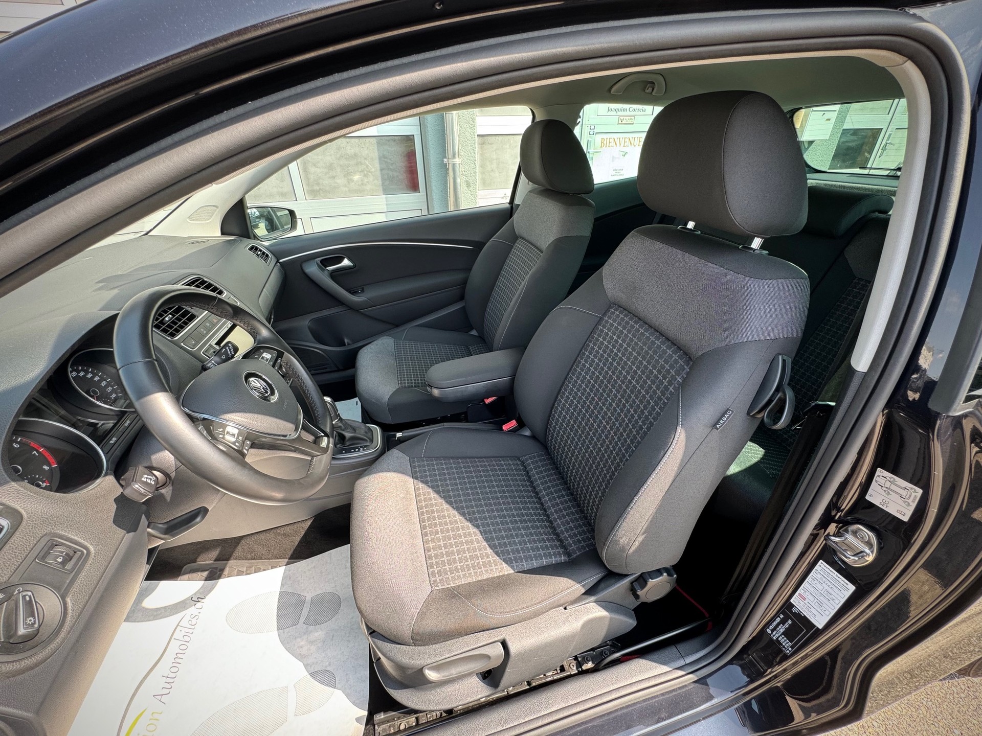 VW Polo 1.2 TSI BMT Comfortline DSG - Véhicule Suisse (CH)-image-8