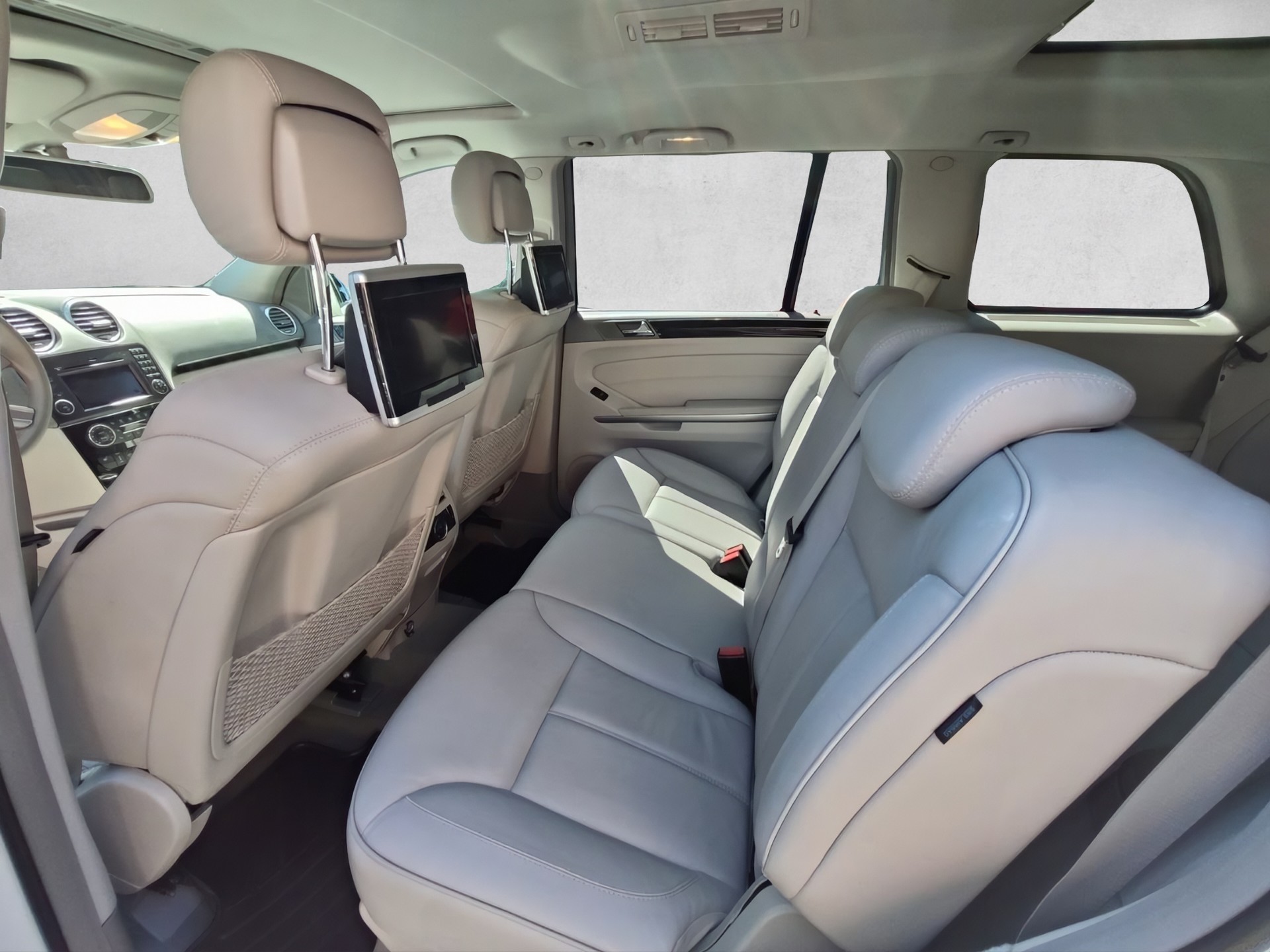 MERCEDES-BENZ GL 500 4Matic 7G-Tronic-image-8