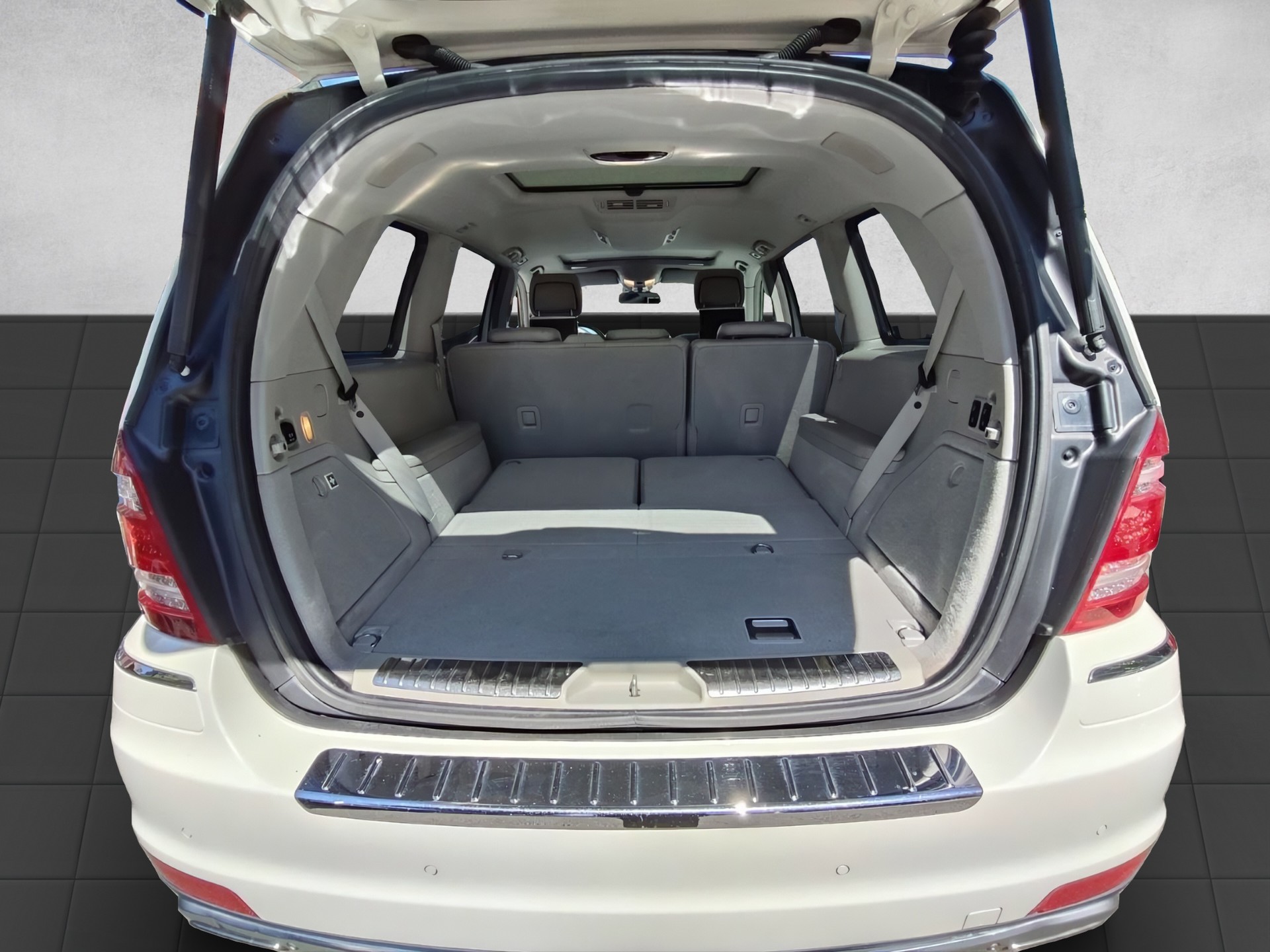 MERCEDES-BENZ GL 500 4Matic 7G-Tronic-image-13