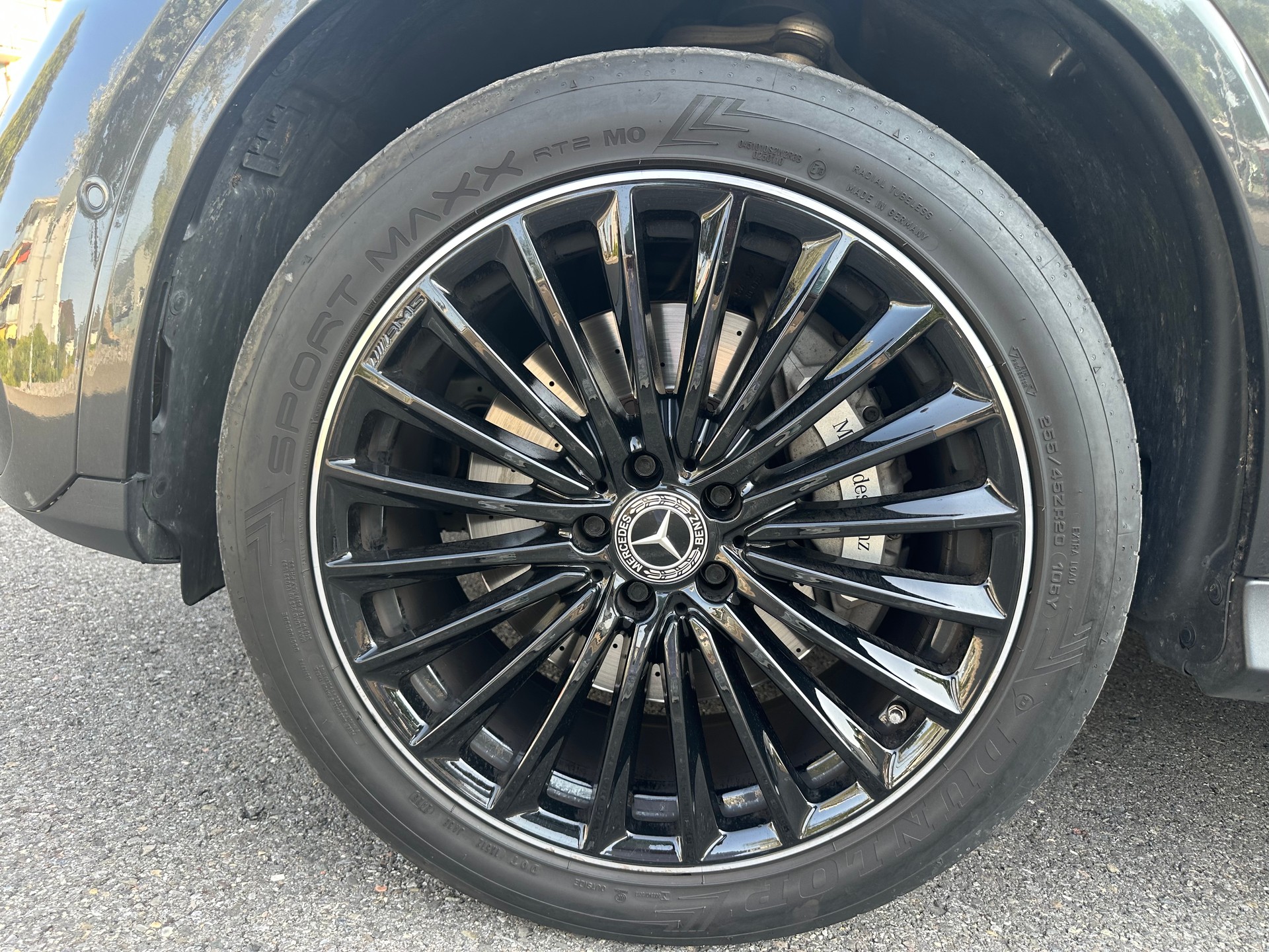 MERCEDES-BENZ GLC 300 4Matic AMG Line 9G-Tronic-image-20