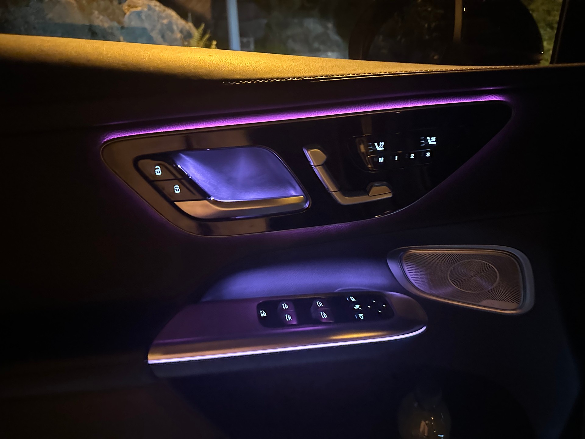 MERCEDES-BENZ GLC 300 4Matic AMG Line 9G-Tronic (AMG Optik)-image-18