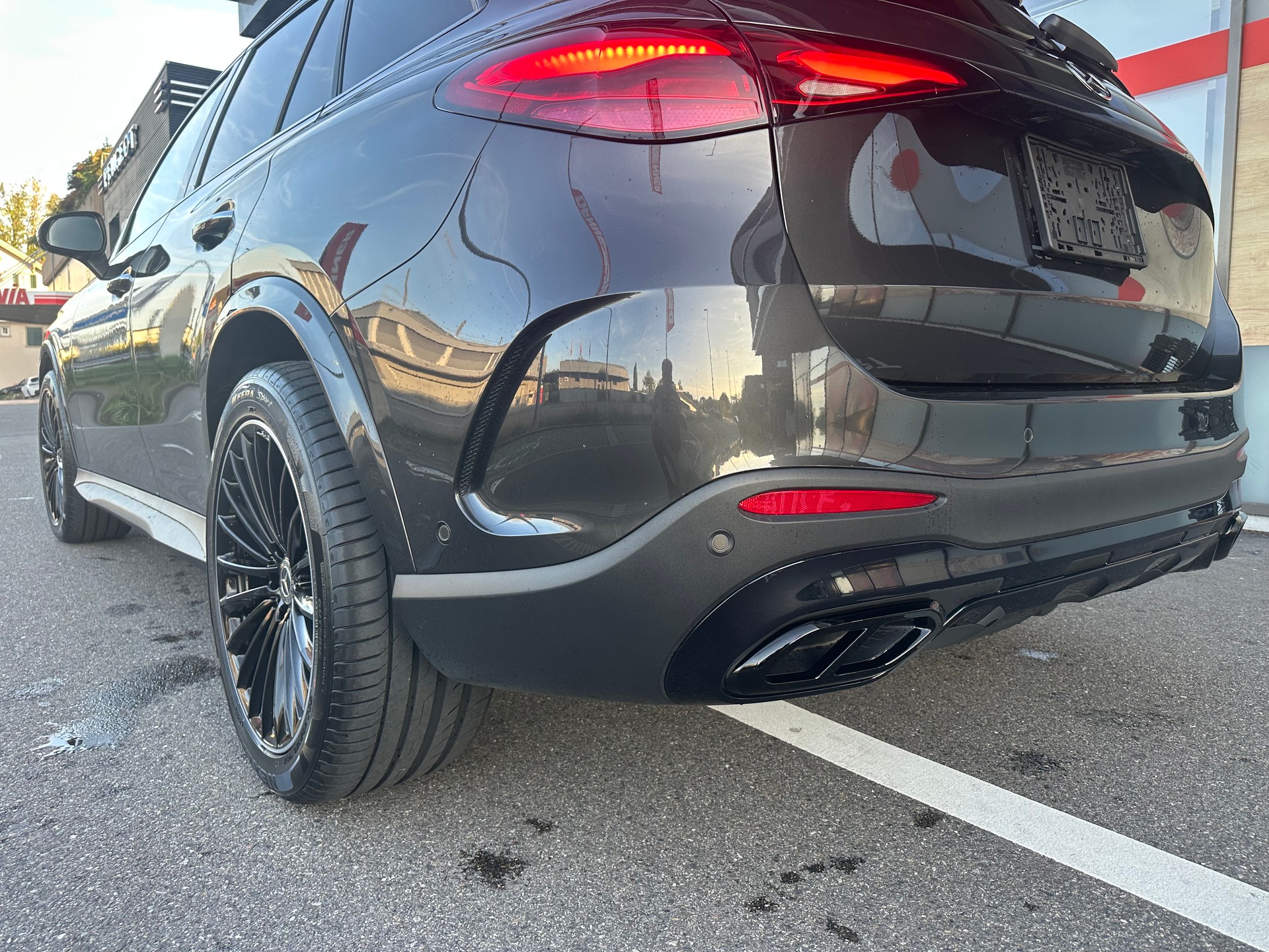 MERCEDES-BENZ GLC 300 4Matic AMG Line 9G-Tronic (GLC 43 AMG Optik)-image-29
