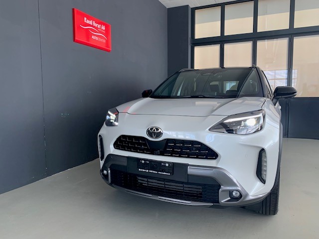 TOYOTA Yaris Cross 1.5 VVT-i HSD Premium AWD-i-showroom-element-2