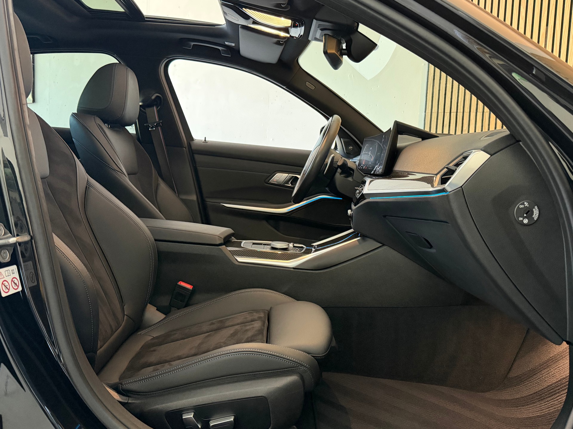 BMW M340i xDrive 48V Steptronic M Sport Pro CARBON-image-16