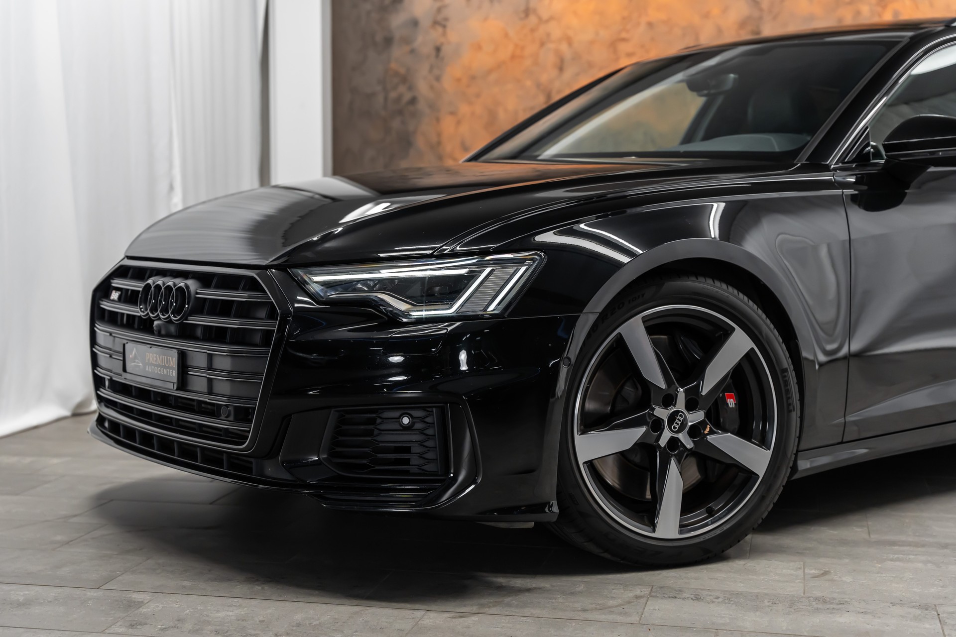 AUDI S6 Avant 3.0 TDI quattro tiptronic *Matrix*Panorama*20"Alu*360°*AHK*-showroom-element-1