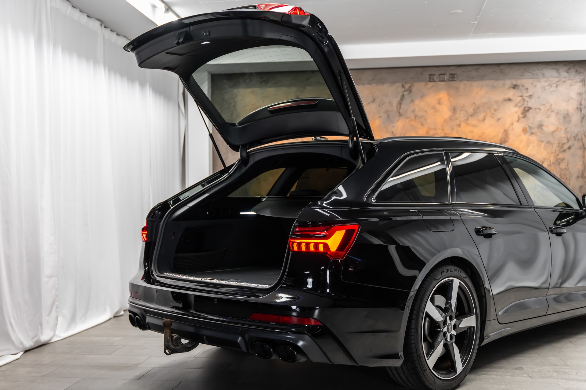 AUDI S6 Avant 3.0 TDI quattro tiptronic *Matrix*Panorama*20"Alu*360°*AHK*-image-7