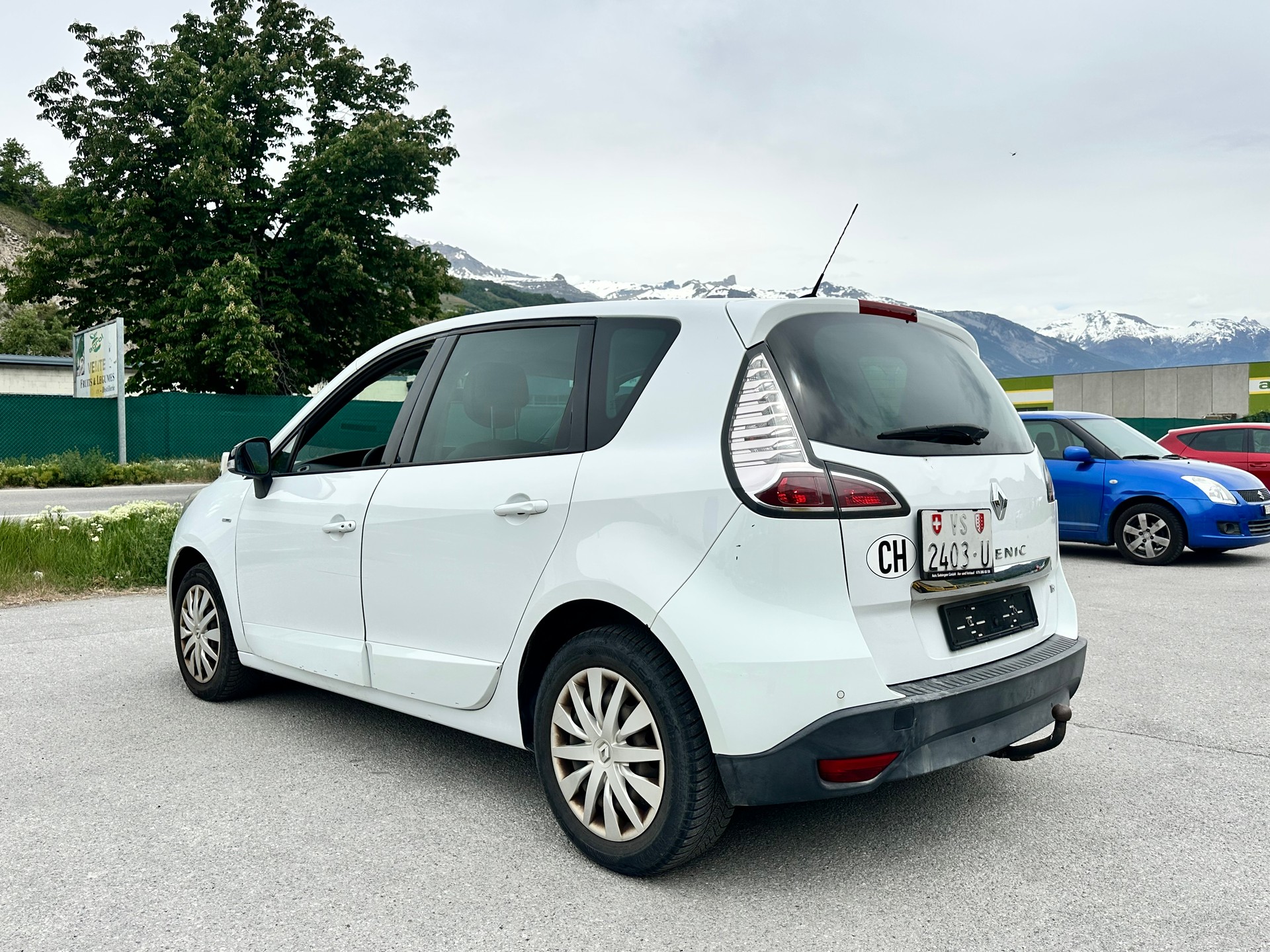 RENAULT Scénic 1.2 16V Turbo Bose Edition-image-6
